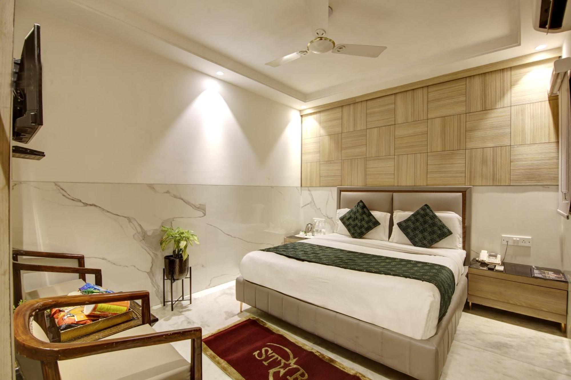 International - Near Delhi Airport Hotel Nova Deli