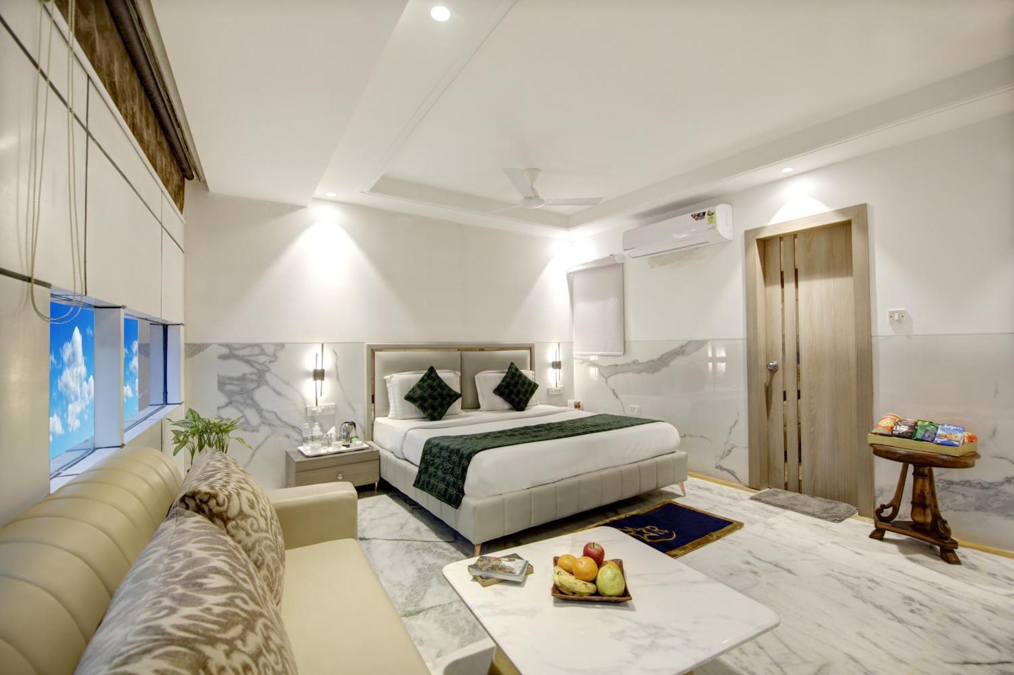 Hotel International - Near Delhi Airport