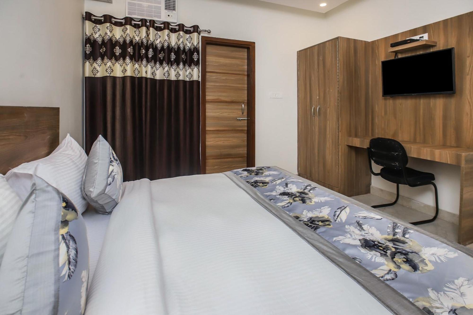 O Mint 3* Delhi (National Capital Territory of India)
