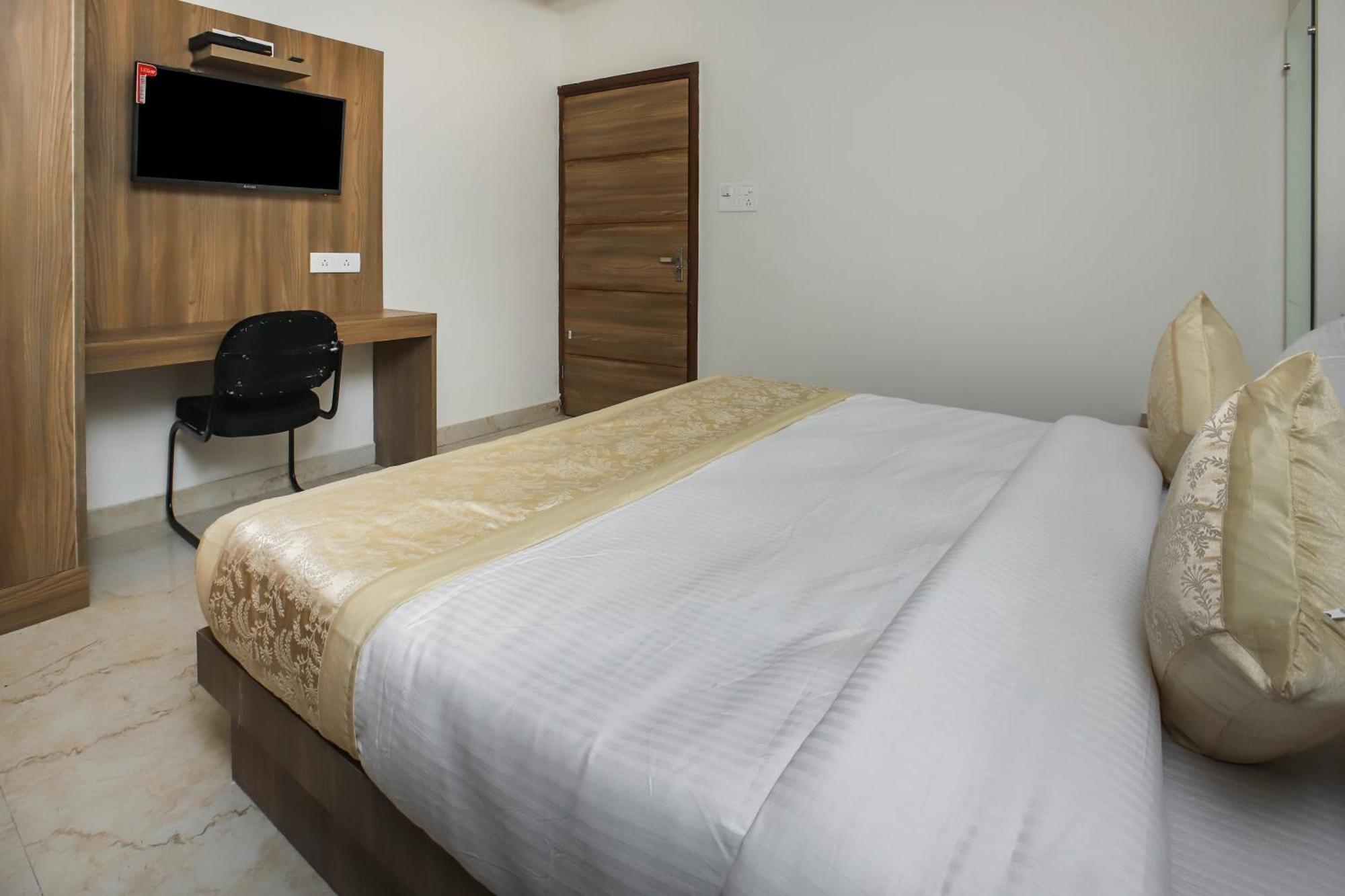 O Mint Hotel