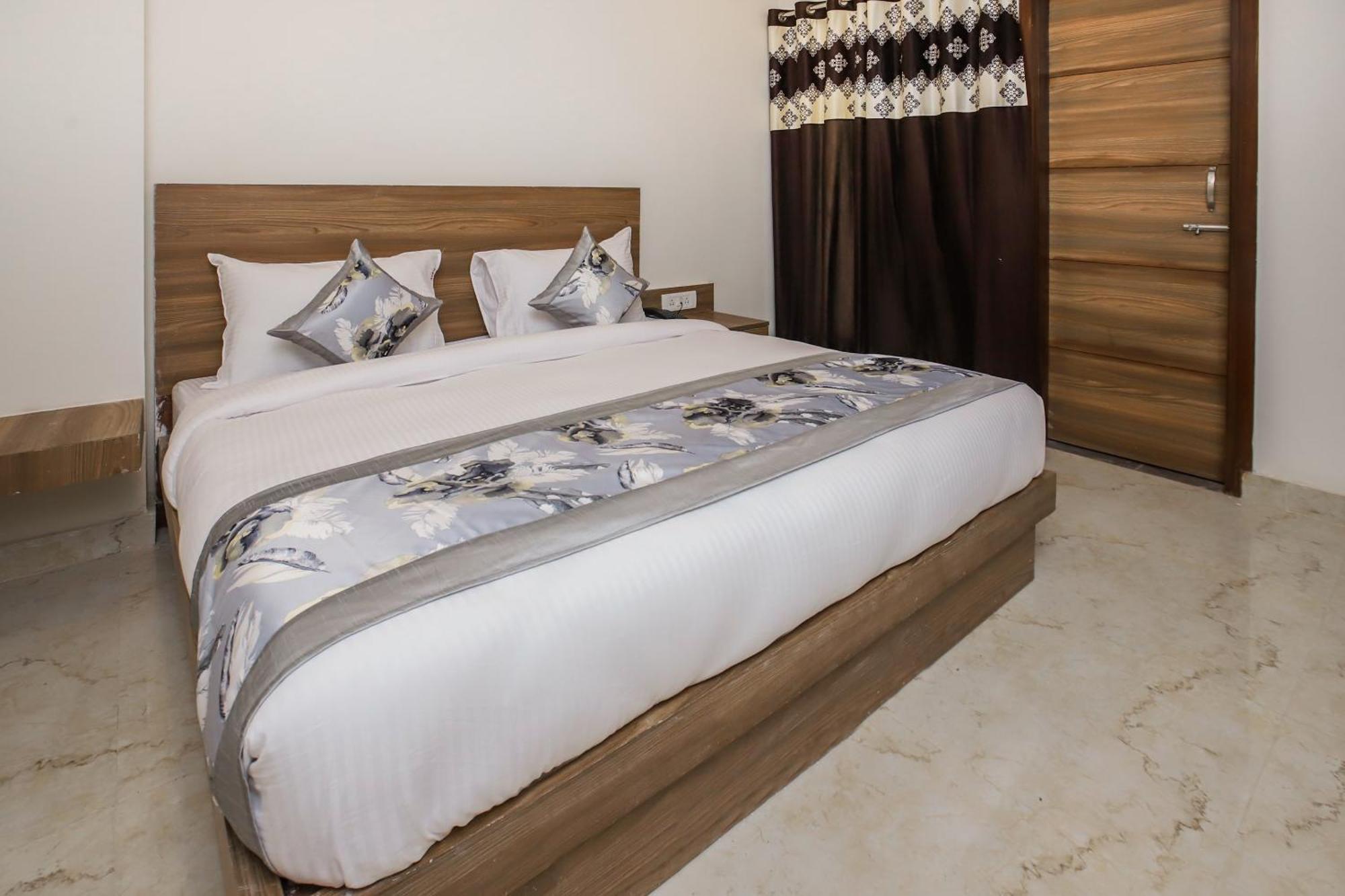 Hotel O Mint Delhi (National Capital Territory of India)