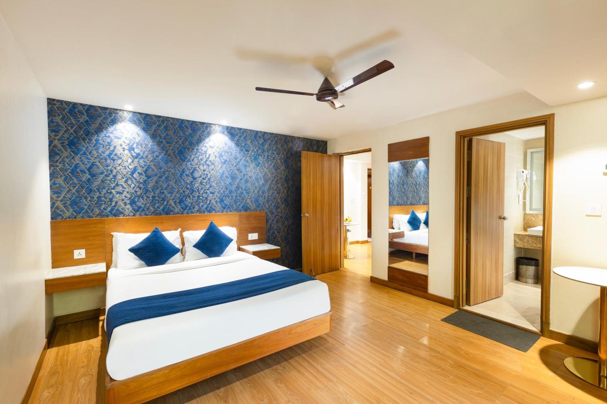 The Orion Plaza - Nehru Place Hotel 4*