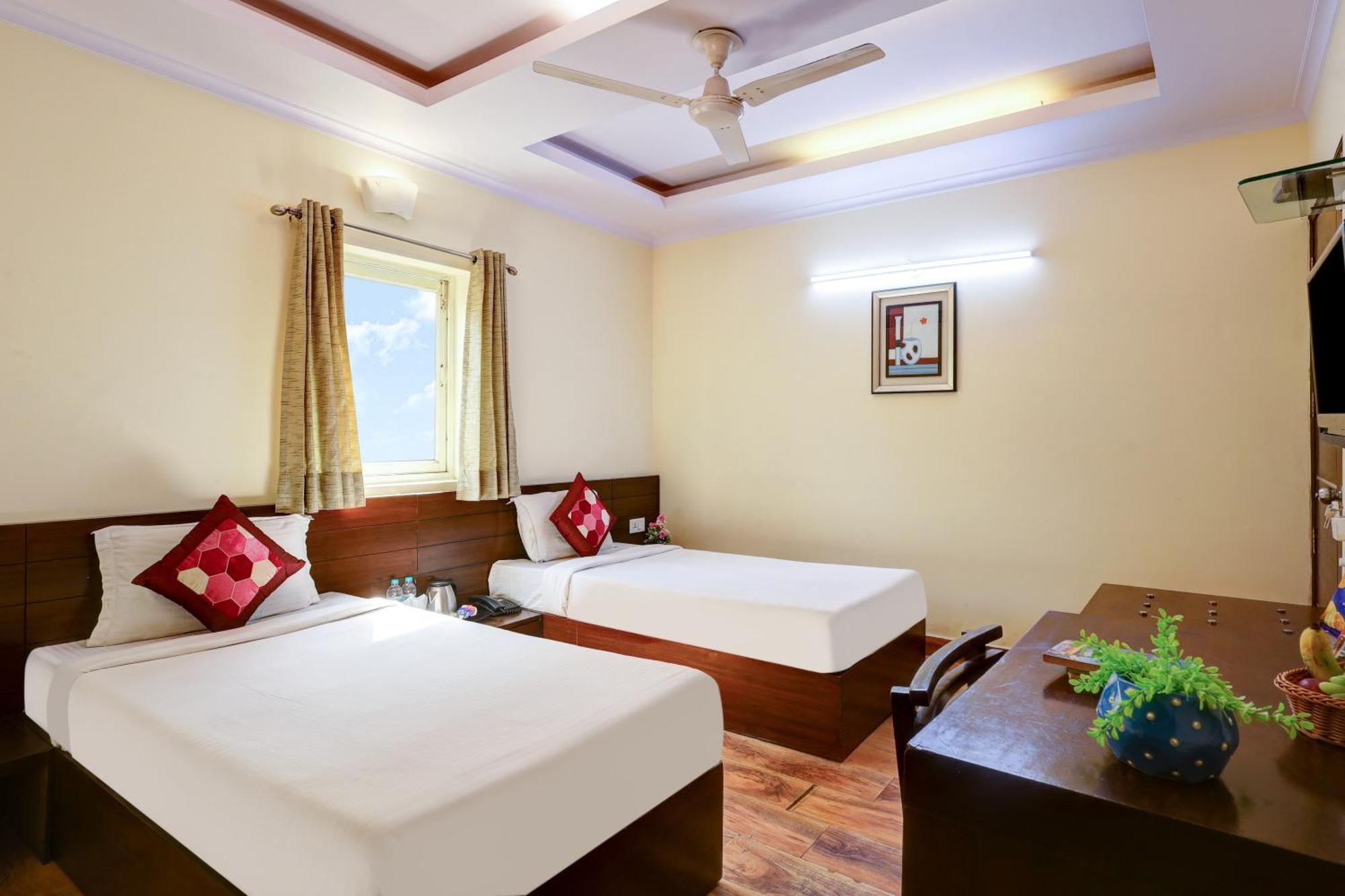 The Pearl- A Royal Residency 3*