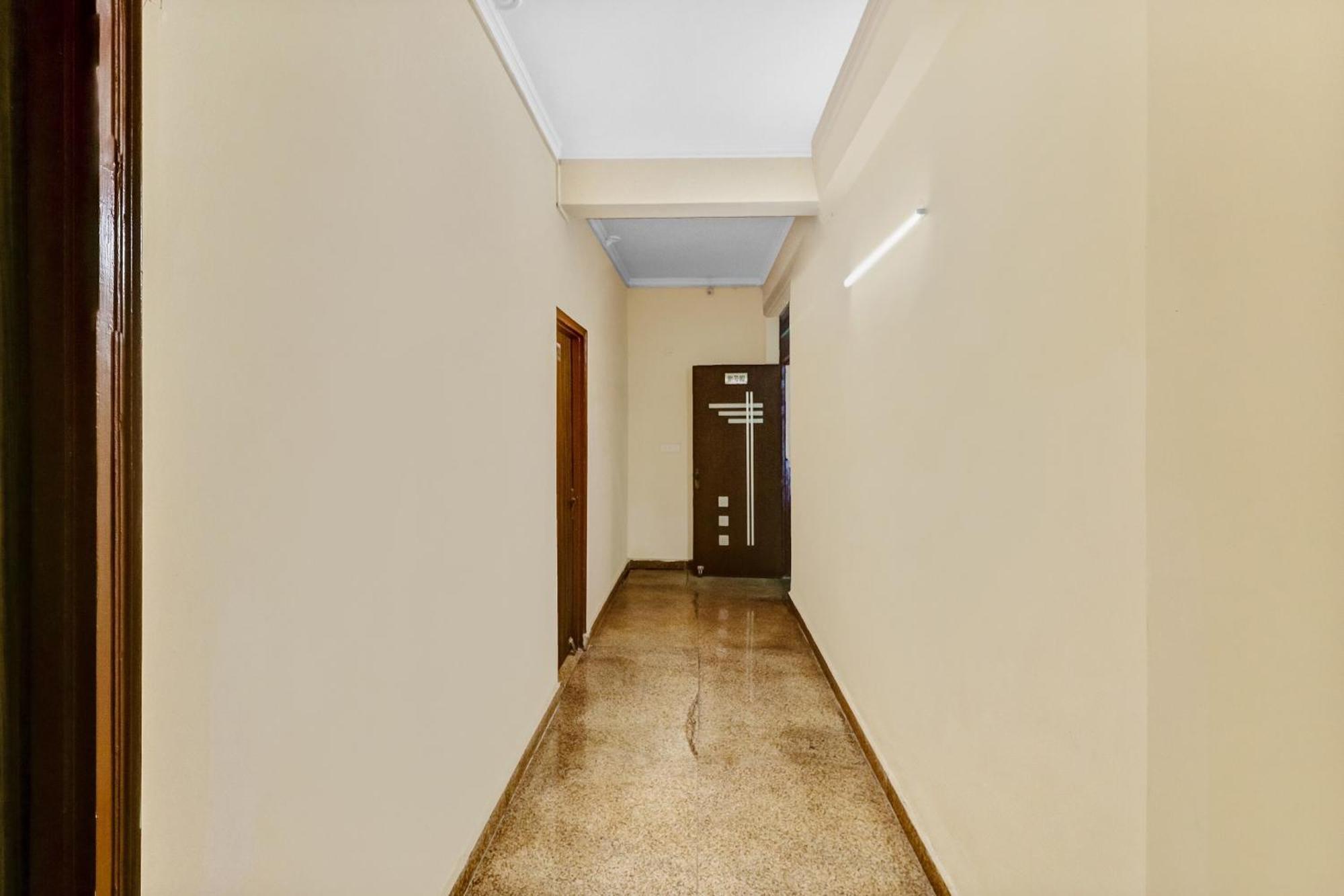 O Sector 19 Dwarka Delhi (National Capital Territory of India)
