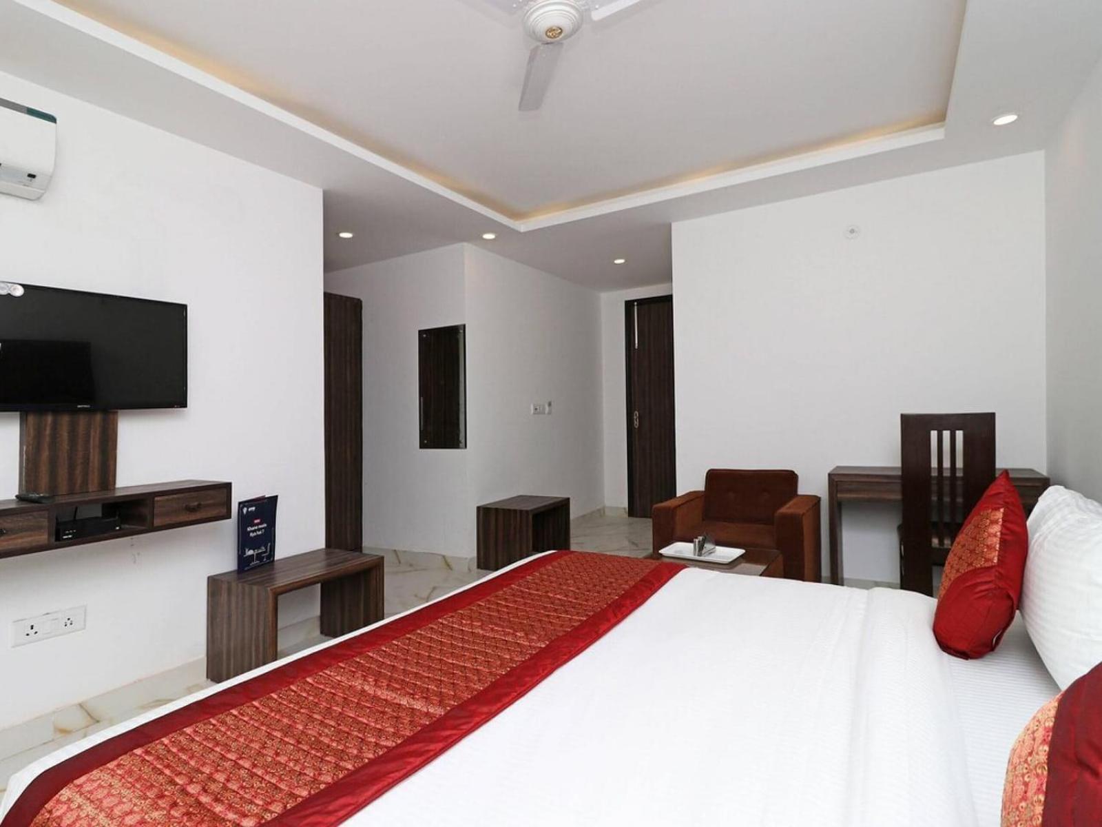 Mayda Prime Near Delhi Airport Hotel 3*