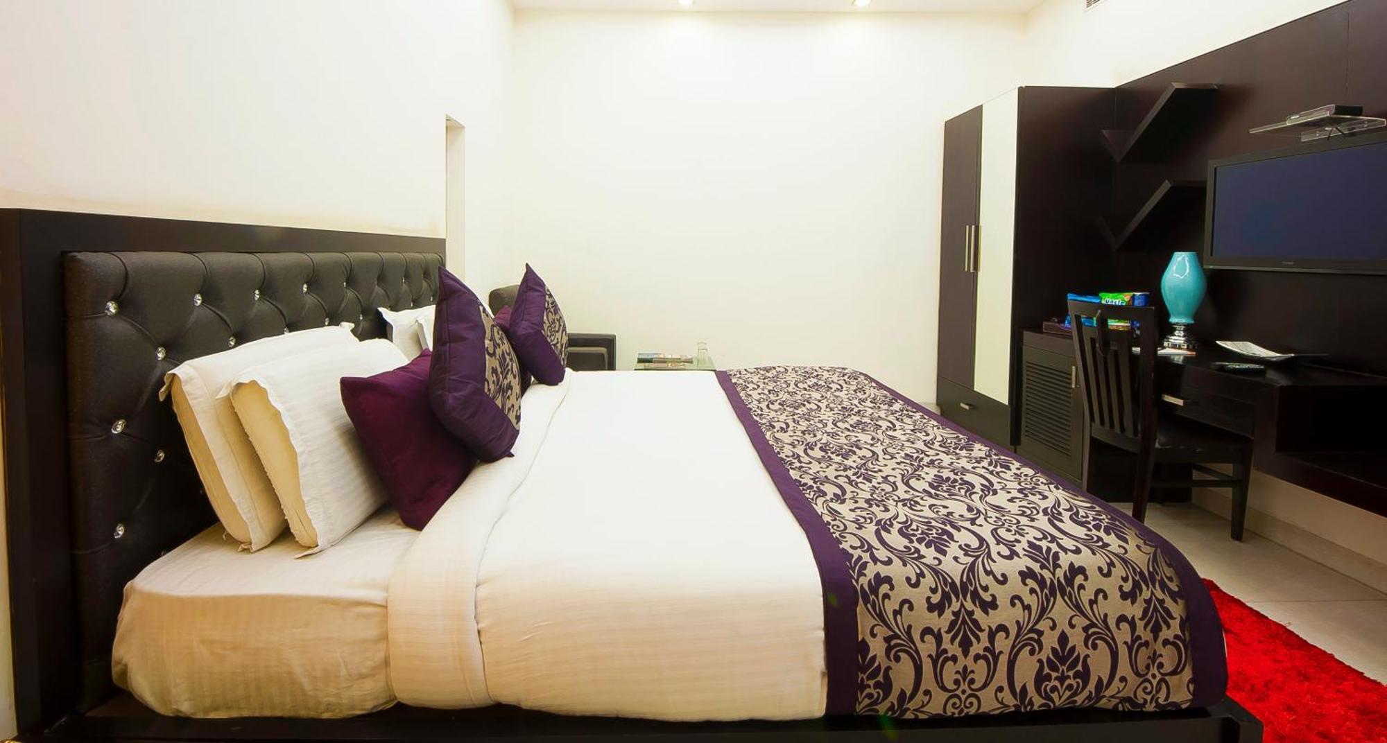 Transit International- Aerocity Delhi Airport Hotel