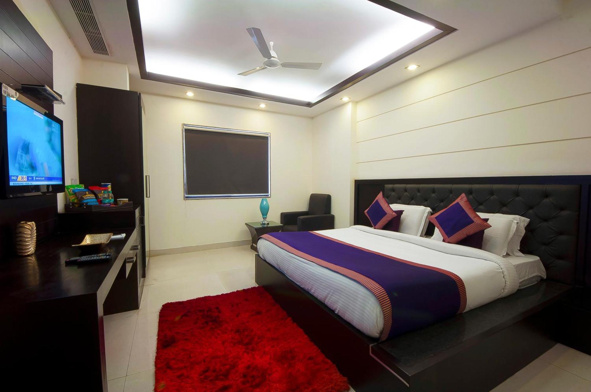 Hotel Transit International- Aerocity Delhi Airport 3*