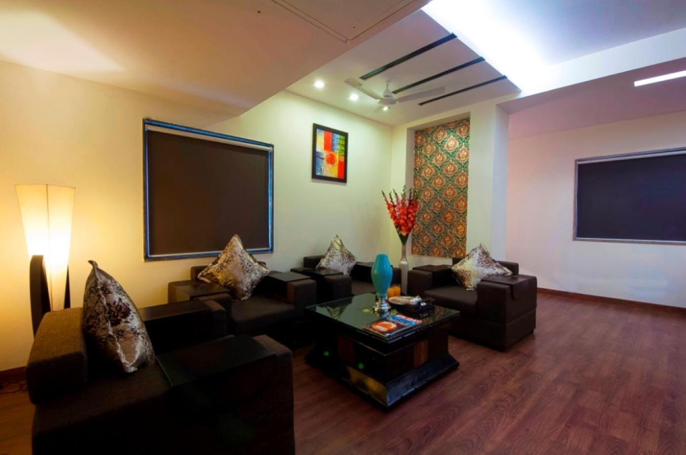 Transit International- Aerocity Delhi Airport Hotel New Delhi