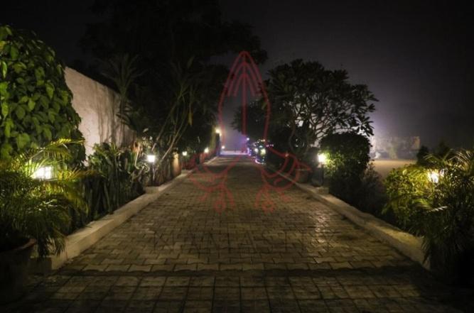 Luxury In Chhatarpur With Pool *