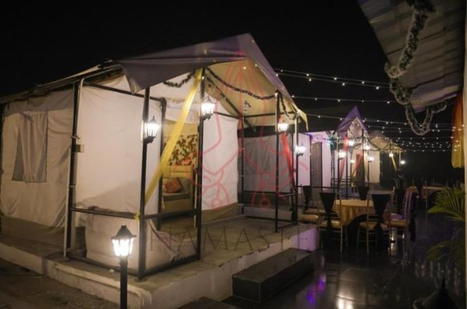 Luxury In Chhatarpur With Pool Villa New Delhi