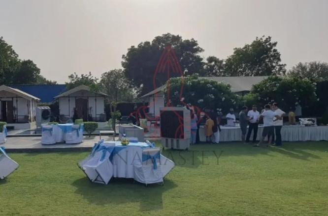Luxury In Chhatarpur With Pool