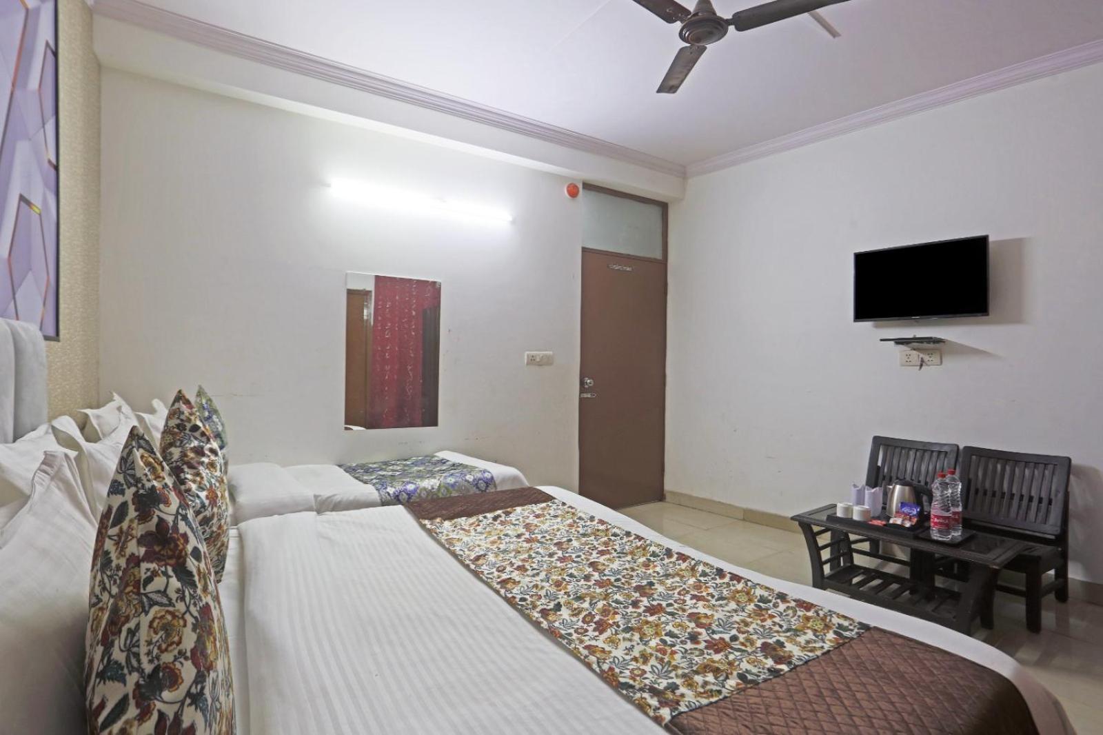 Happy Plaza- Near Delhi International Airport Pkicup Free