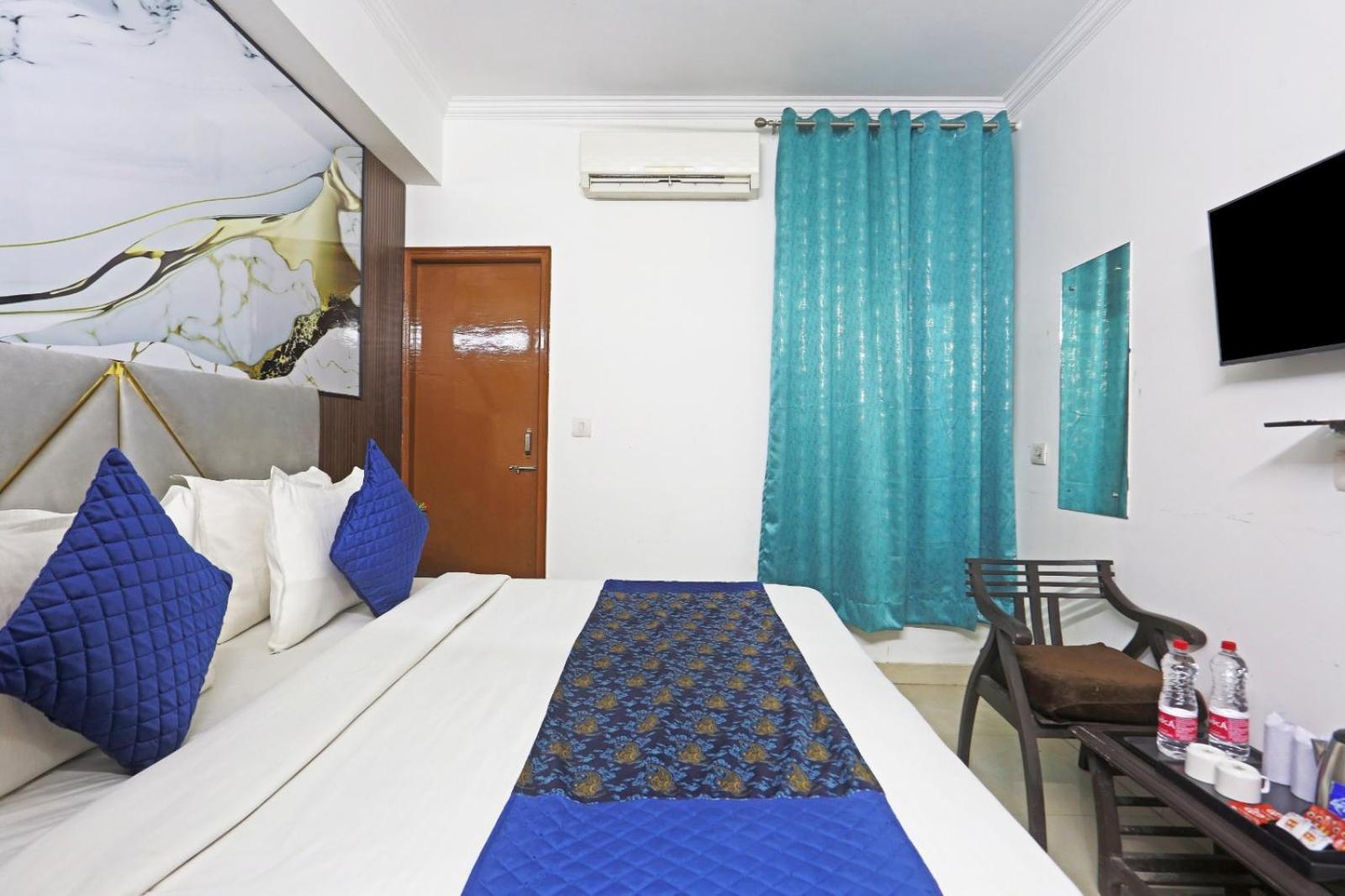 Happy Plaza- Near Delhi International Airport Pkicup Free Hotel New Delhi