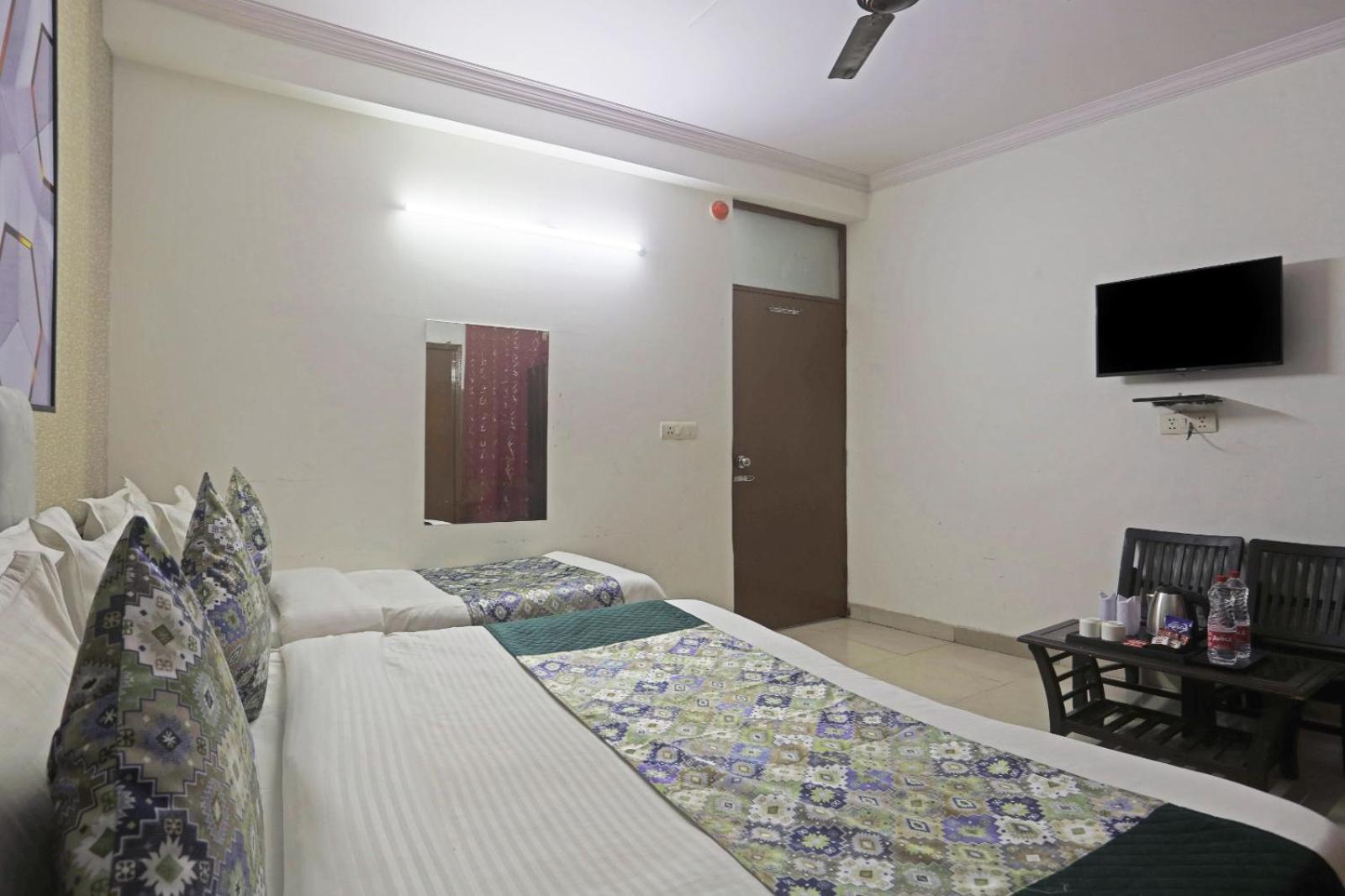 Happy Plaza- Near Delhi International Airport Pkicup Free