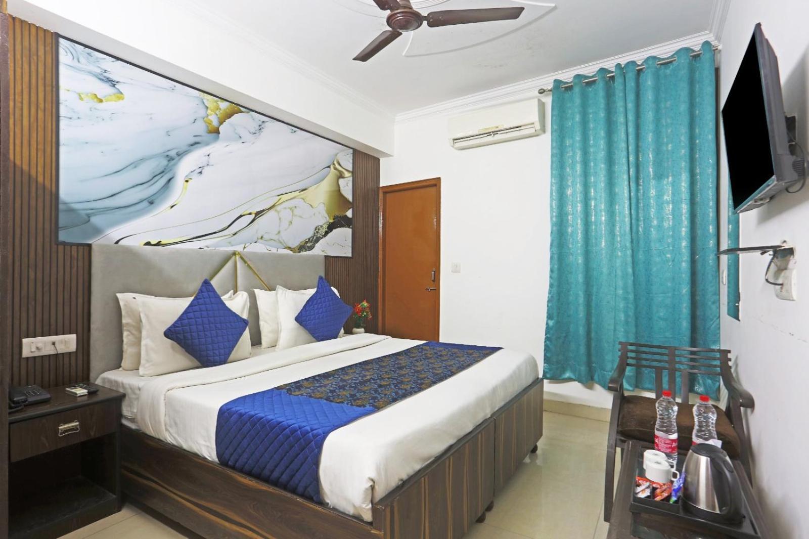 Happy Plaza- Near Delhi International Airport Pkicup Free 3* New Delhi