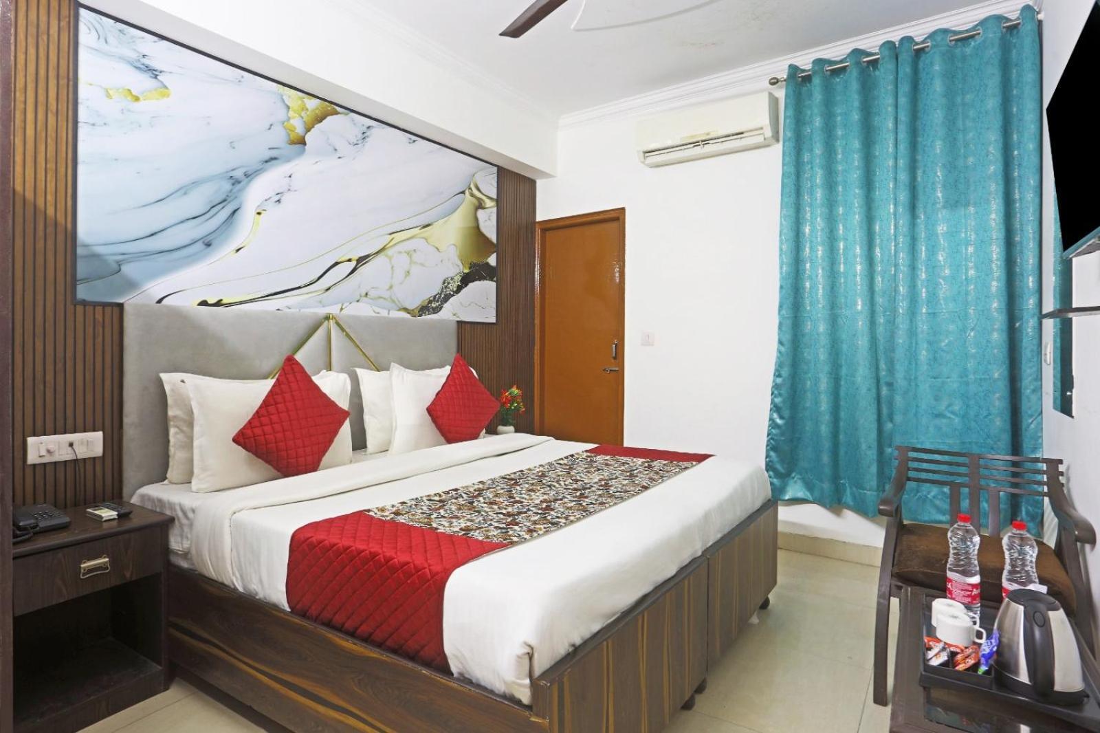 Happy Plaza- Near Delhi International Airport Pkicup Free 3* New Delhi