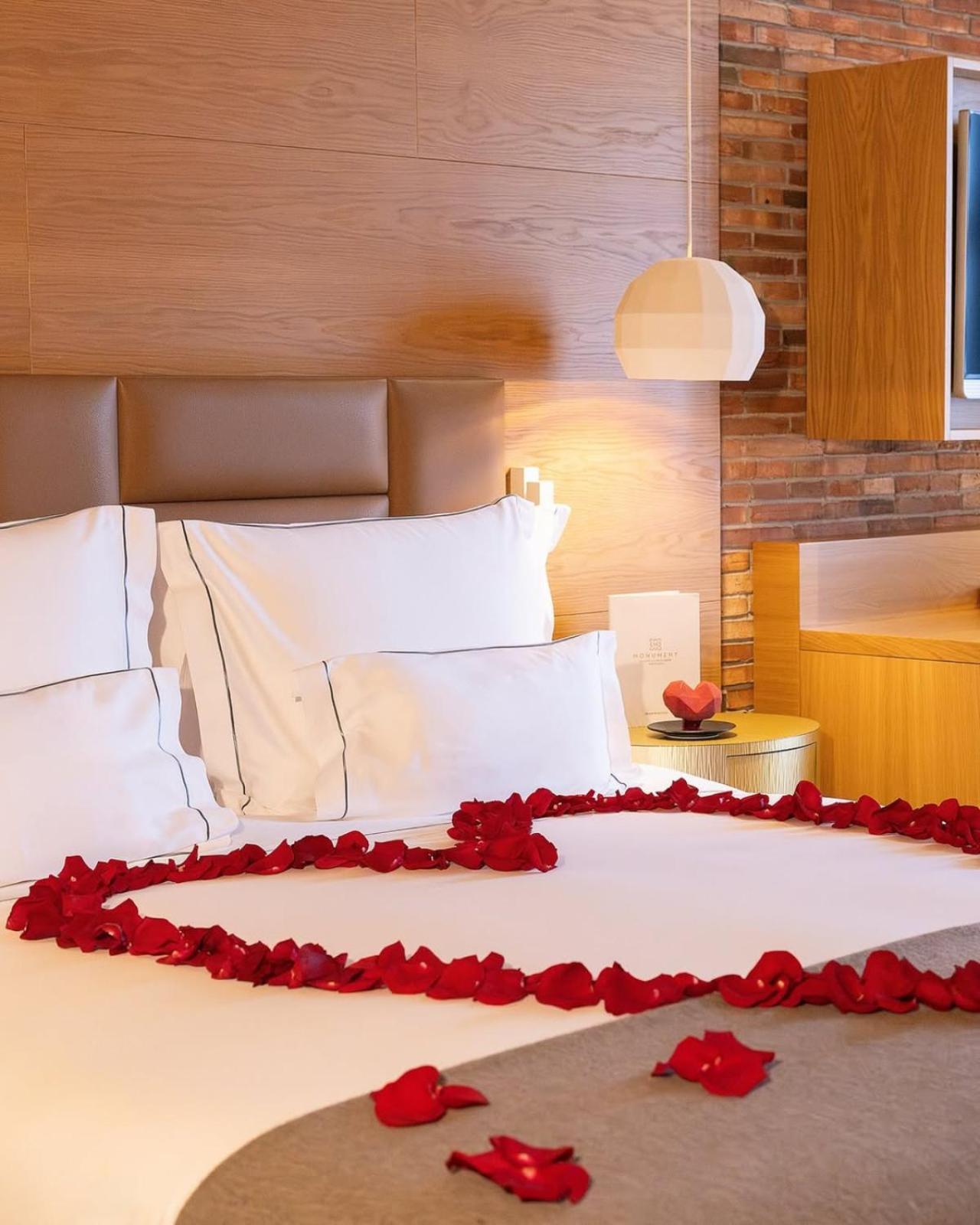 Atlantis Near Igi Delhi Airport Hotel 4*