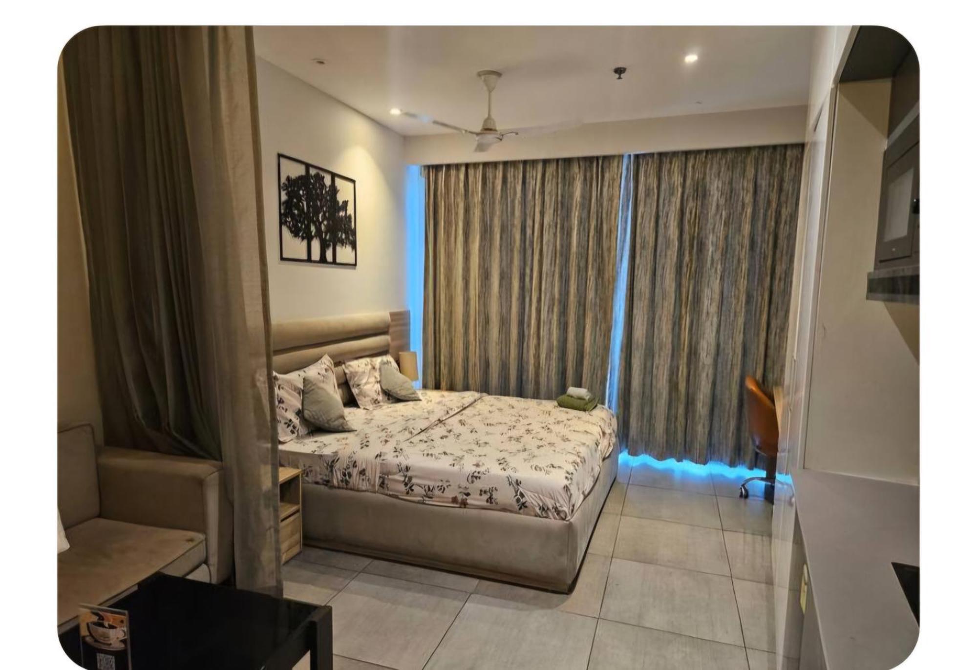 The Peak Paradise New Delhi