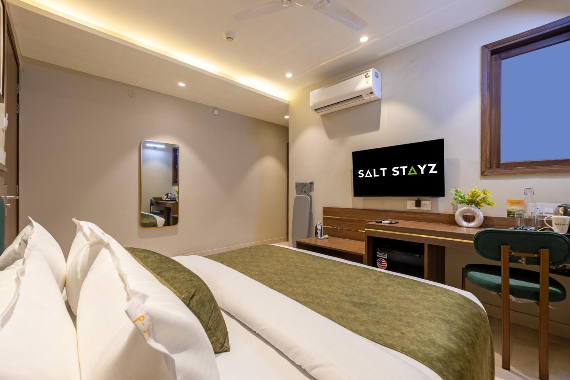 Saltstayz Premier - Paschim Vihar 4* New Delhi