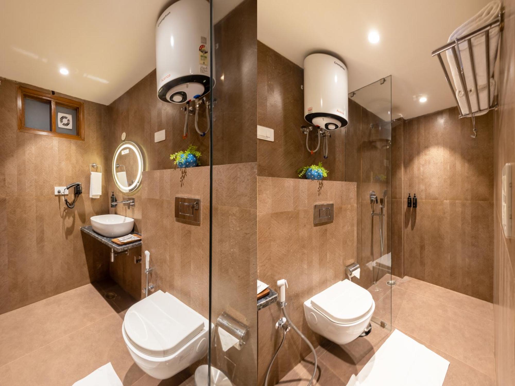 Saltstayz Premier - Paschim Vihar Hotel 4*