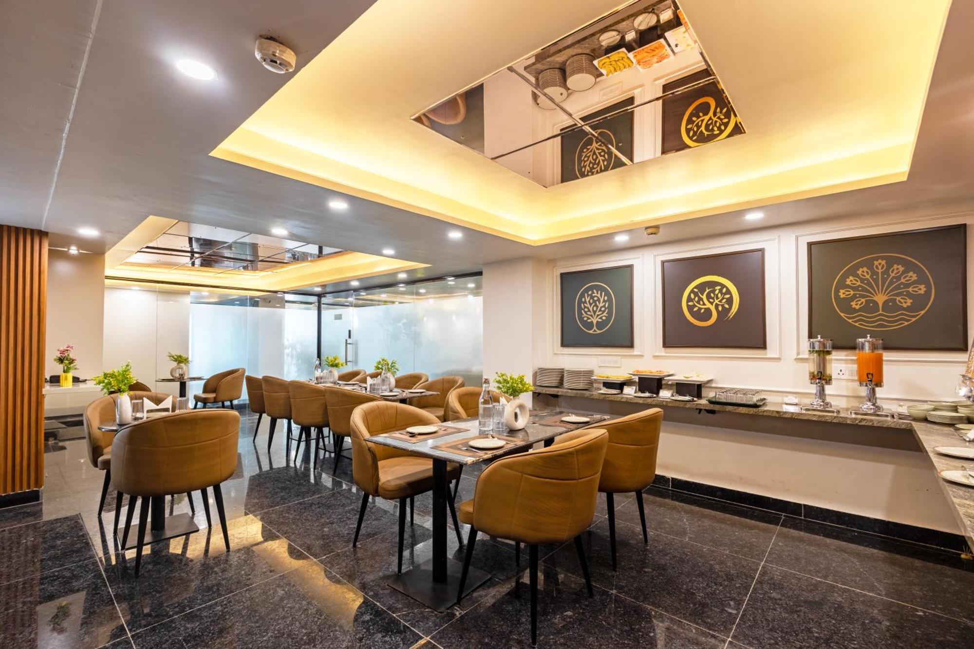 Saltstayz Premier - Paschim Vihar New Delhi