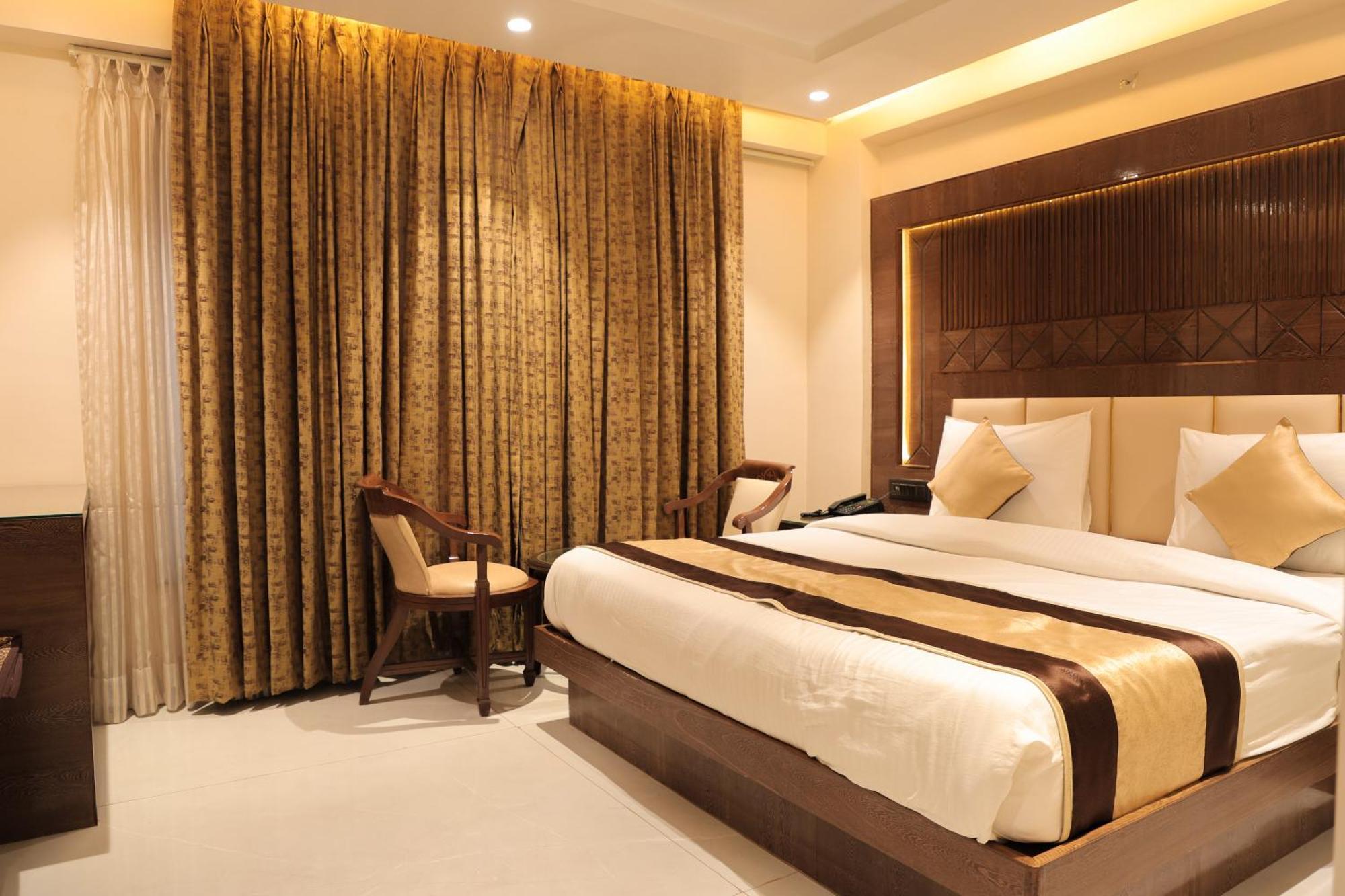 Grand Plaza In Centre - At Railway Station 4* New Delhi