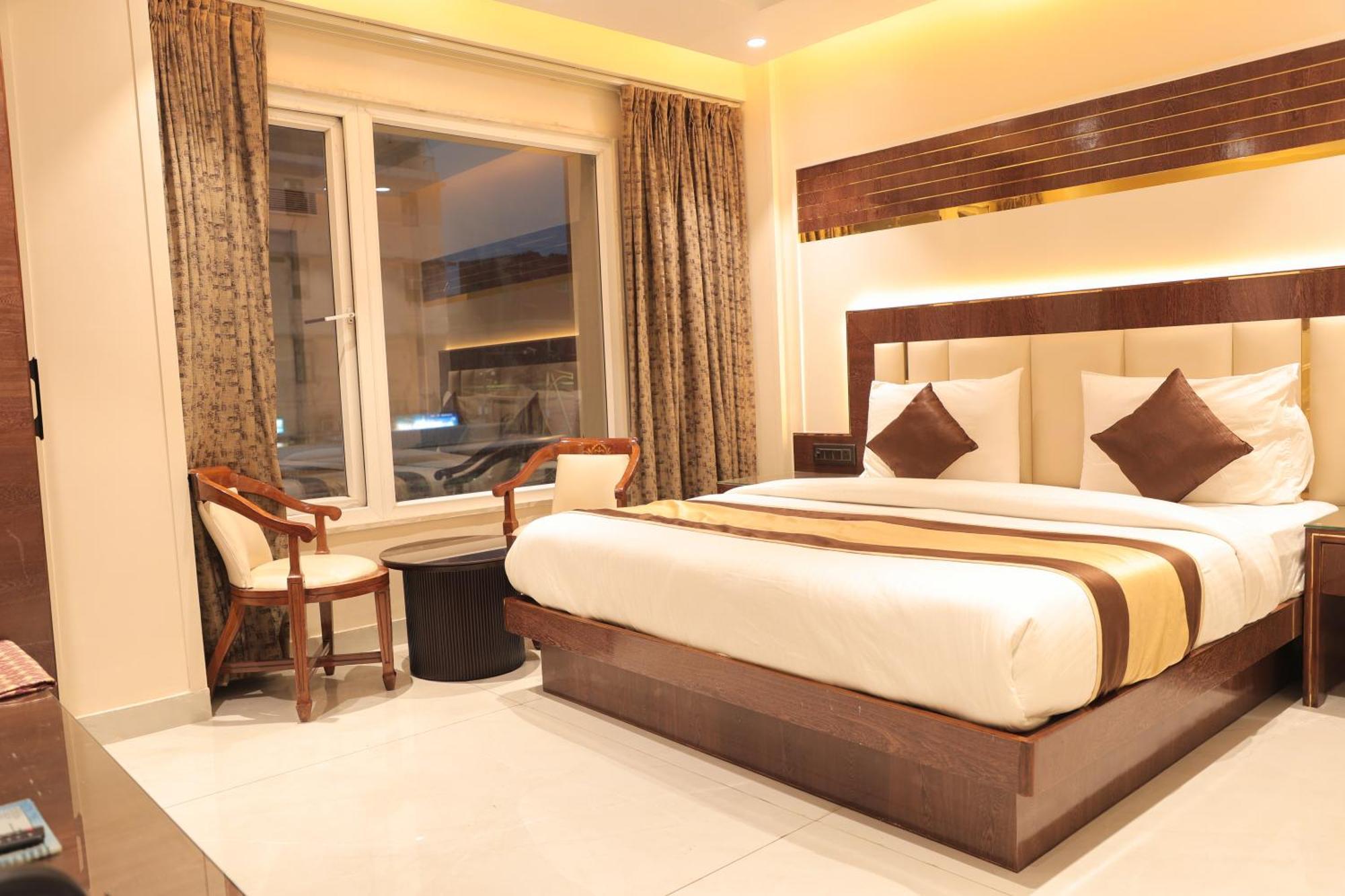 Grand Plaza In Centre - At Railway Station 4* New Delhi