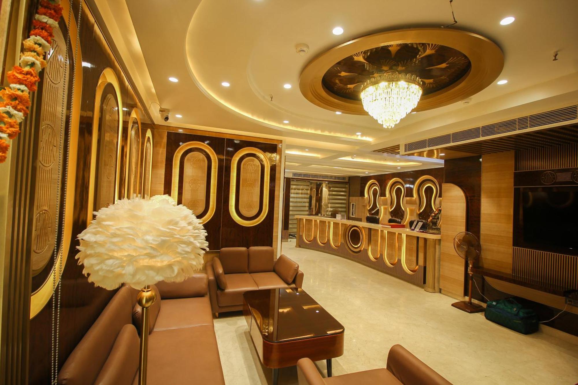 Grand Plaza In Centre - At Railway Station Hotel New Delhi