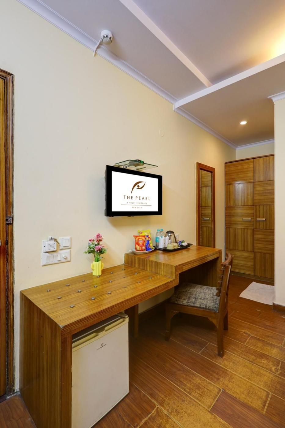 The Pearl- A Royal Residency 3*