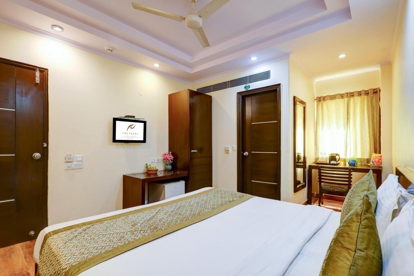 The Pearl- A Royal Residency 3* New Delhi
