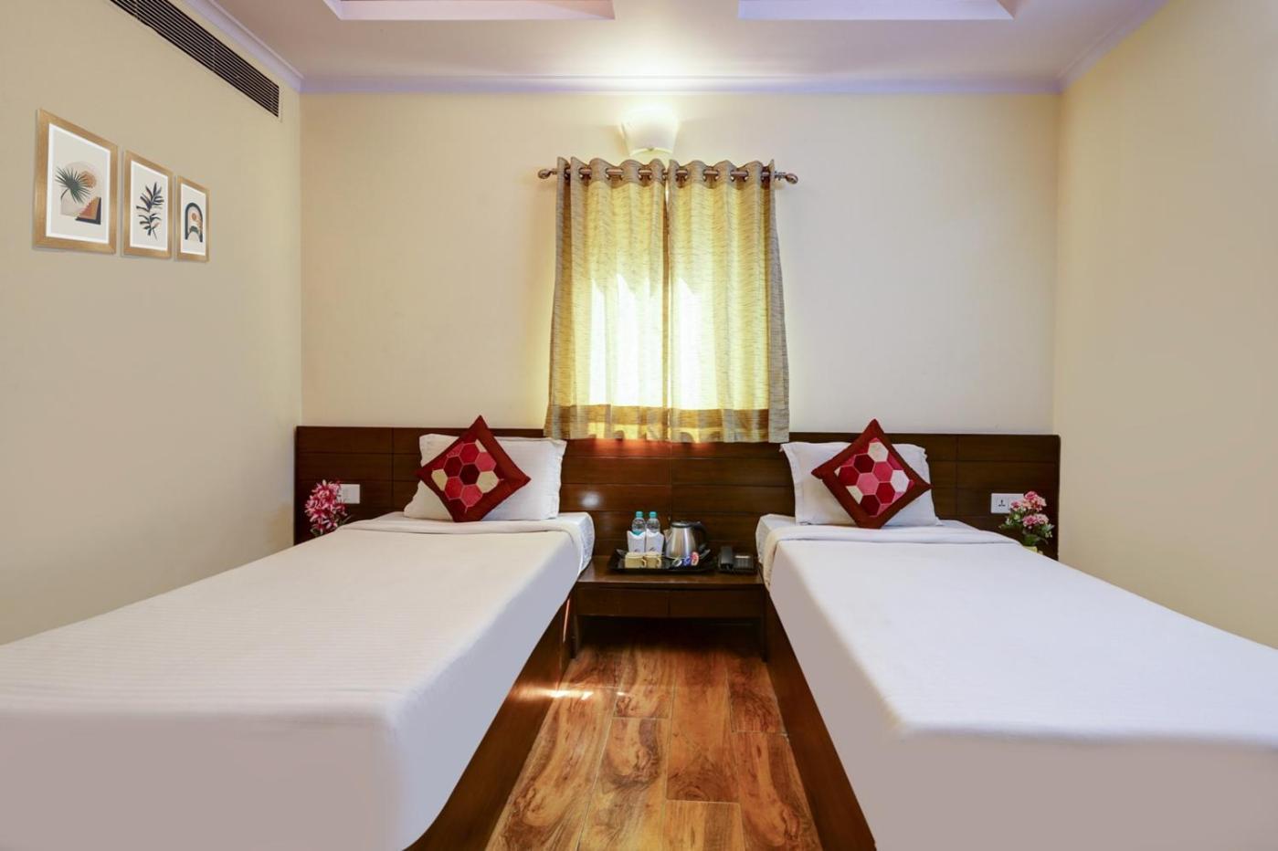 The Pearl- A Royal Residency Hotel 3*