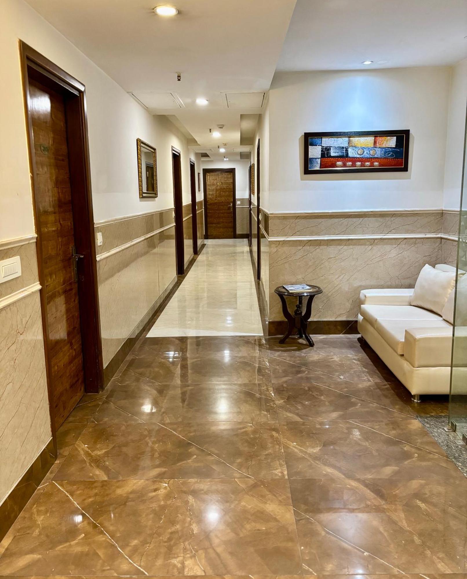 Satyam Guest house *