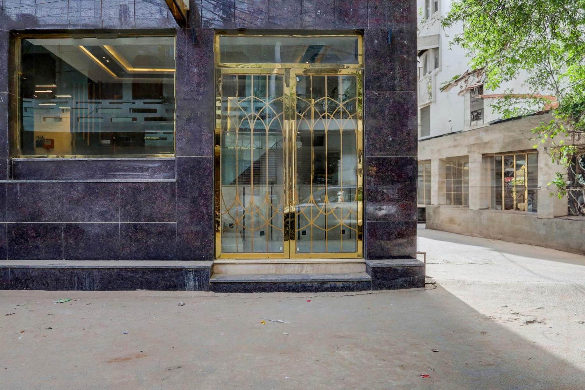 Hotel Collecion O White House