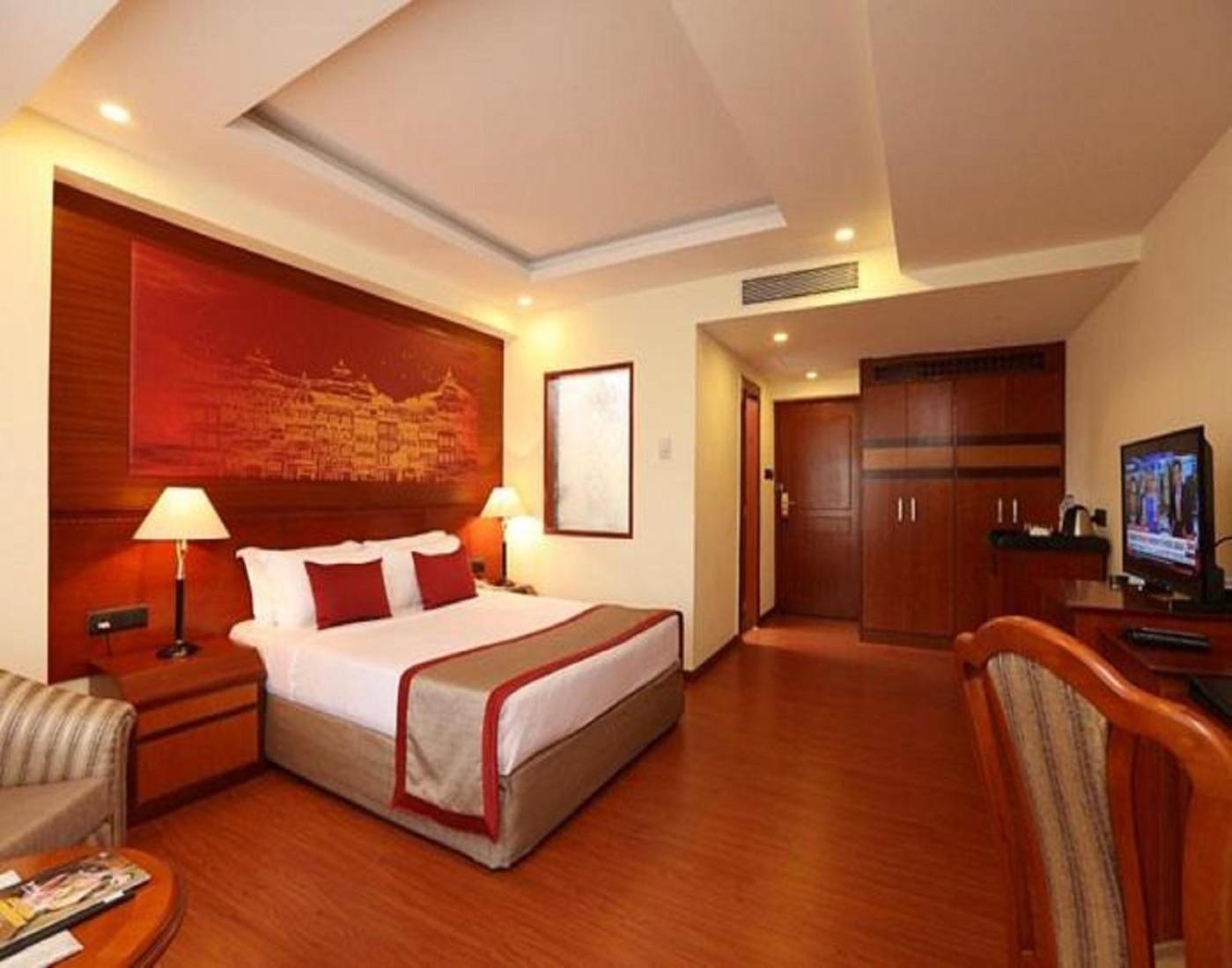 Aela Grand Near Delhi Airport By La Casa