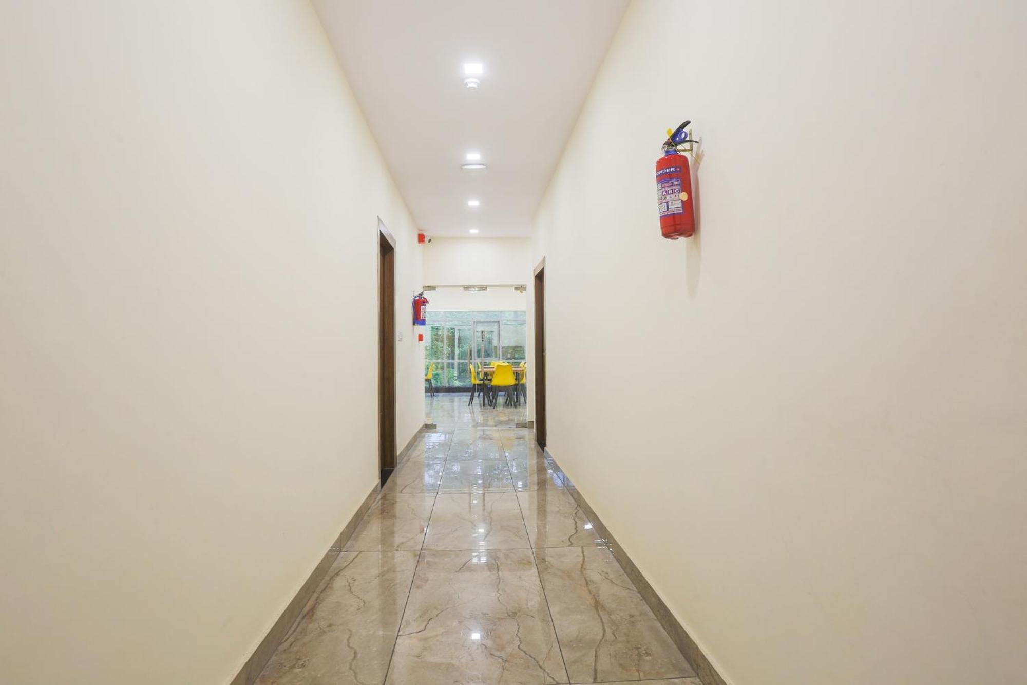 Hotel Super Townhouse Vikaspuri Delhi (National Capital Territory of India)