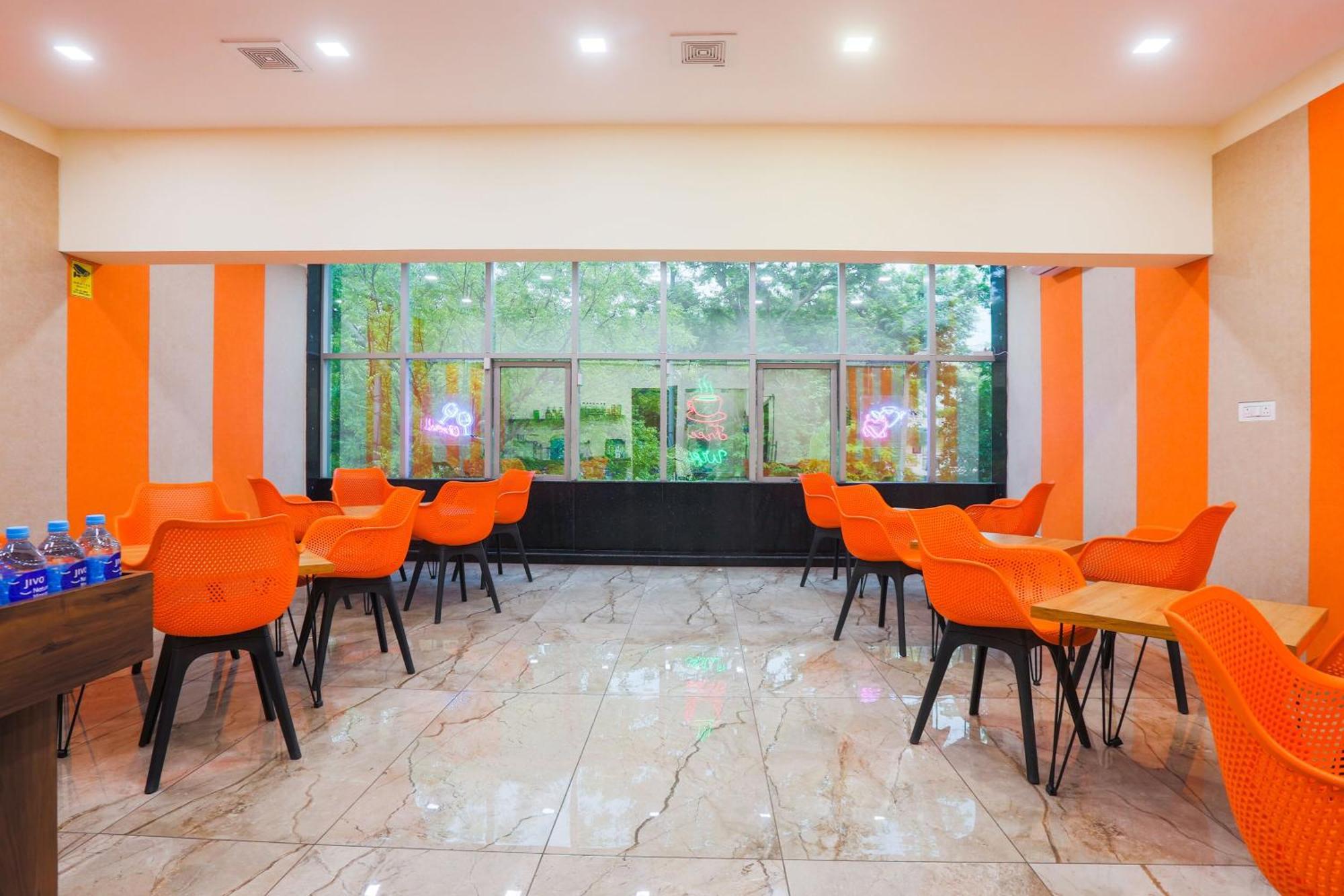 Hotel Super Townhouse Vikaspuri Delhi (National Capital Territory of India)