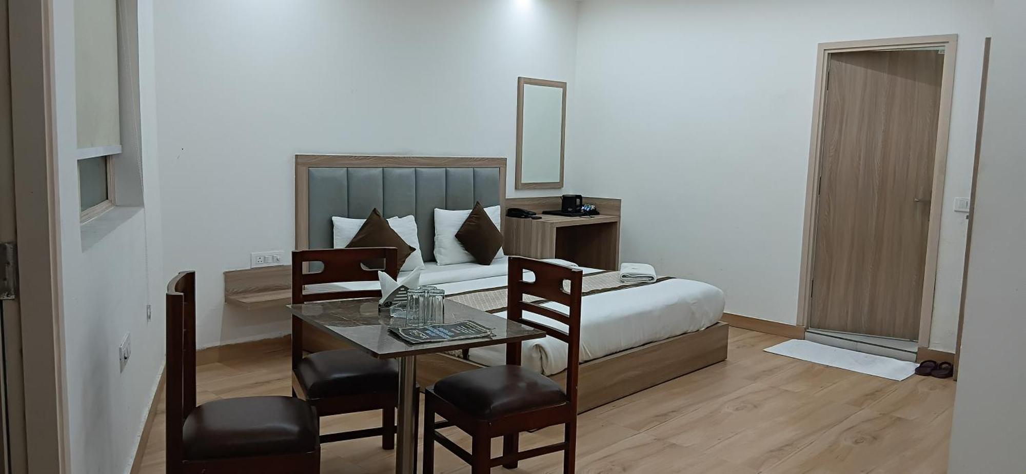 Hotel The Metropolitan Igi Airport New Delhi