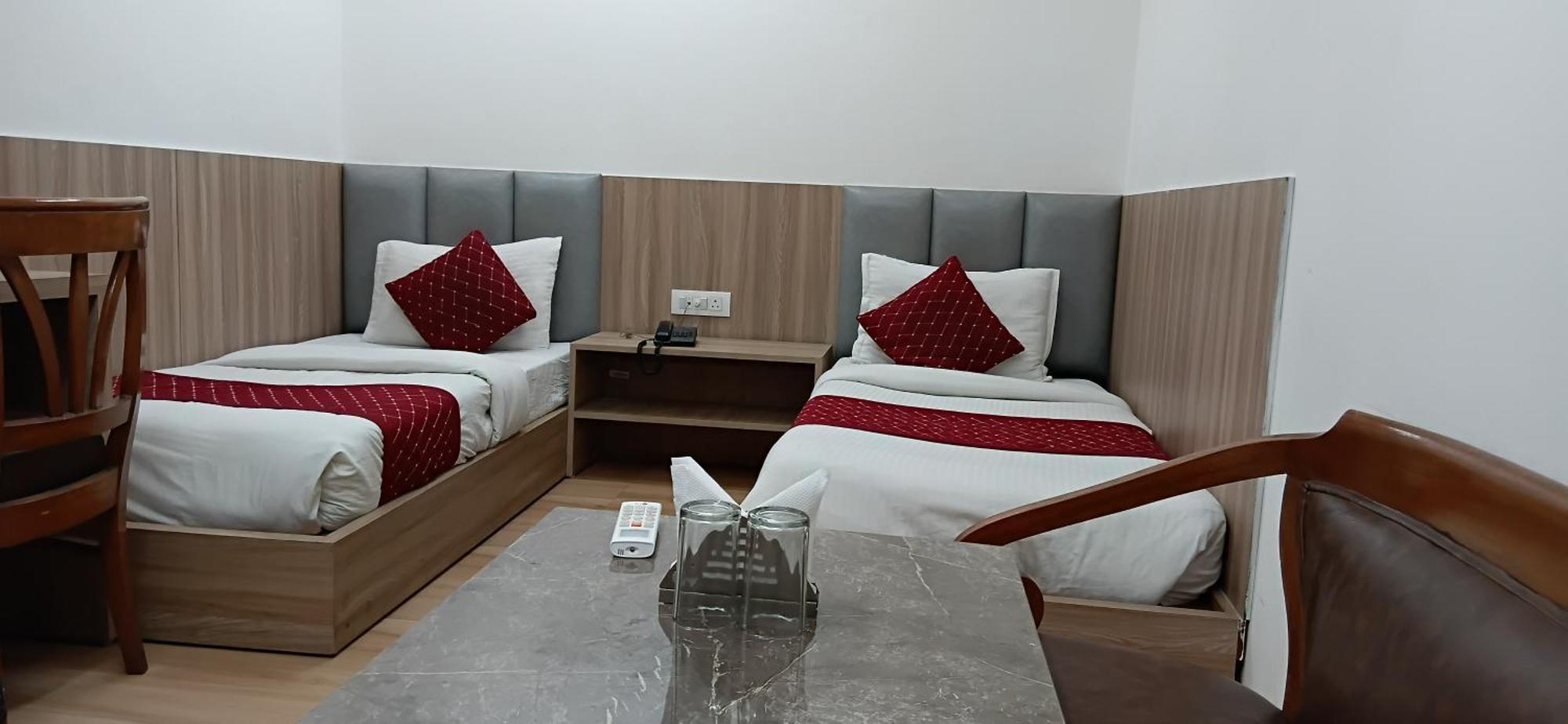 Hotel The Metropolitan Igi Airport New Delhi