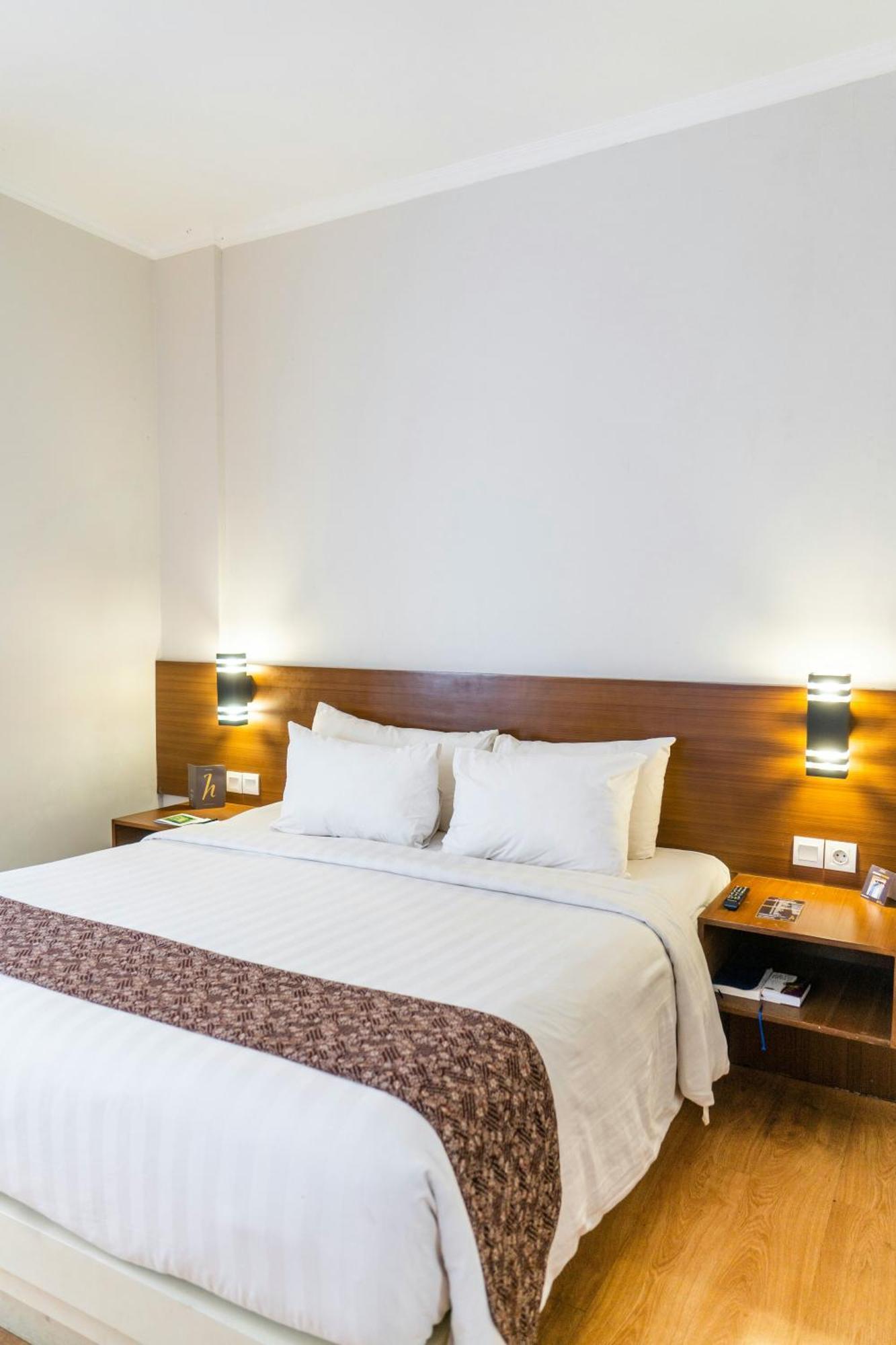 Ambience Plaza Jmd - Delhi Airport 4* New Delhi