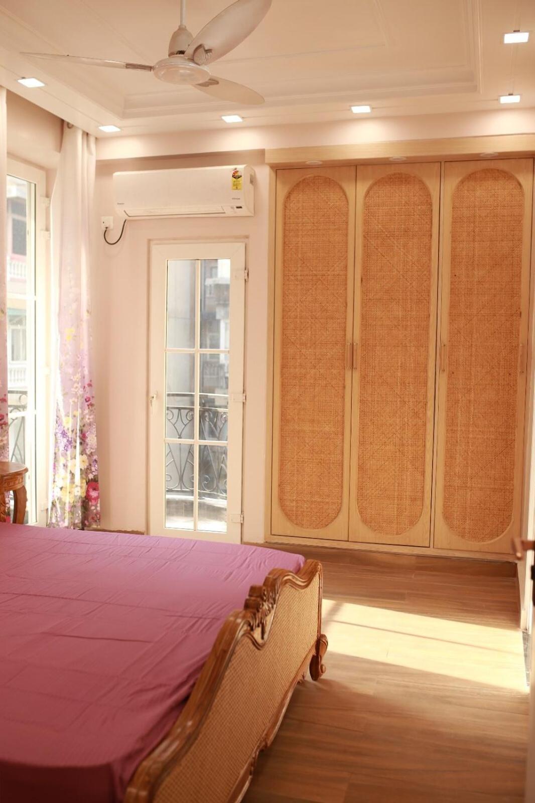 Stylish 1bhk, Dwarka I Yashobhoomi I Delhi Airport New Delhi