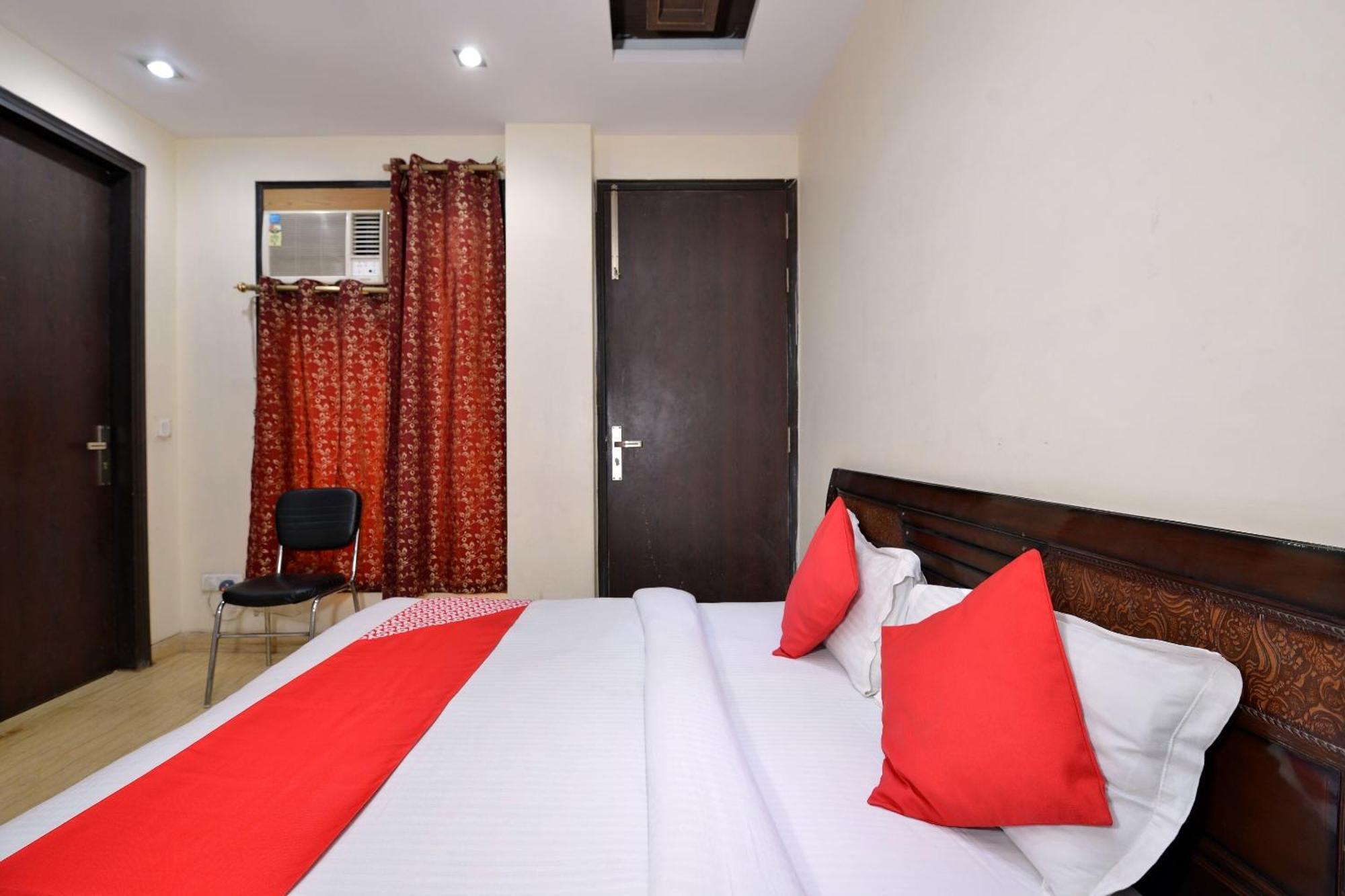 Hotel Collection O Lotus Nova Deli