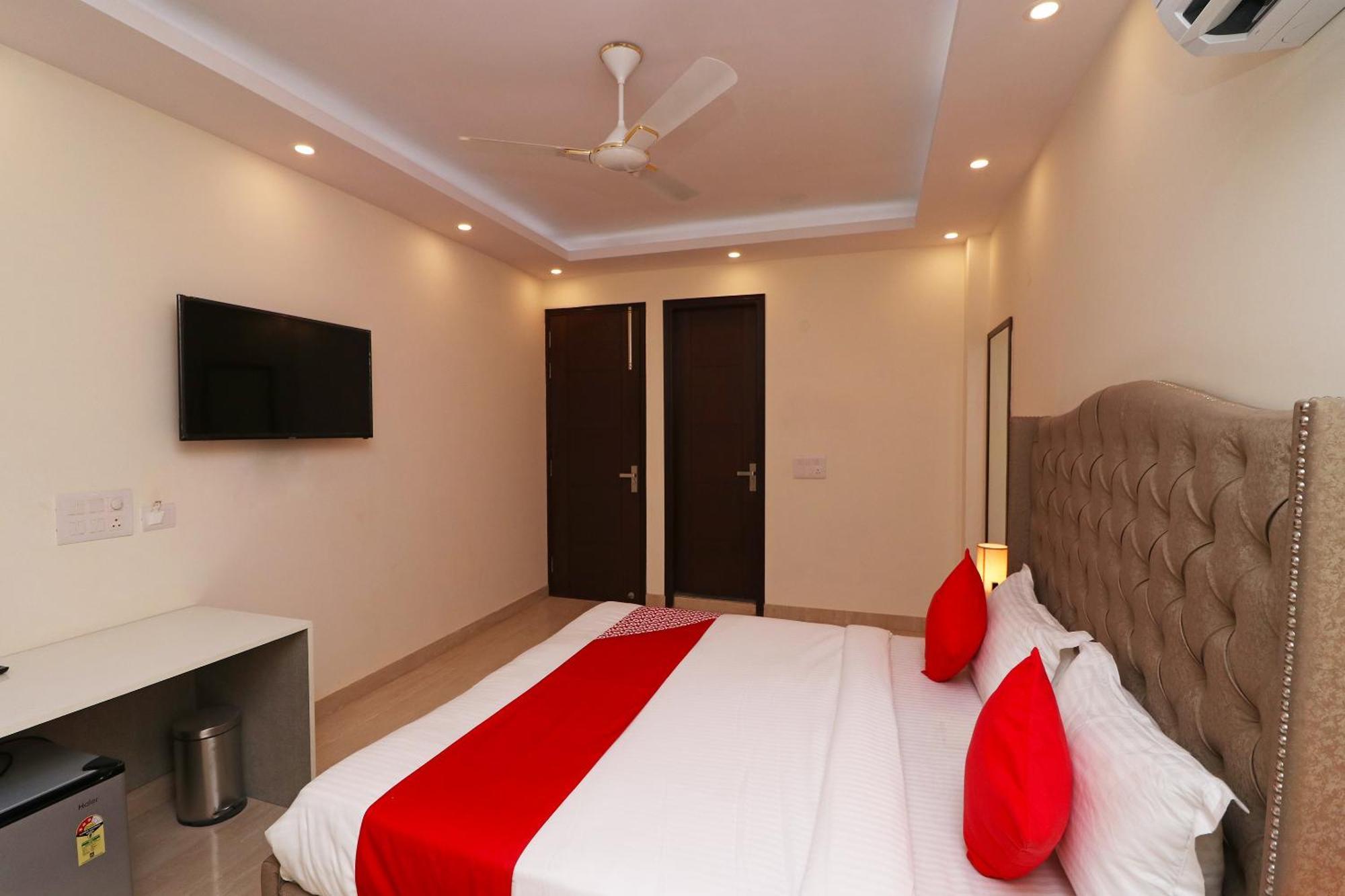 O 3* New Delhi