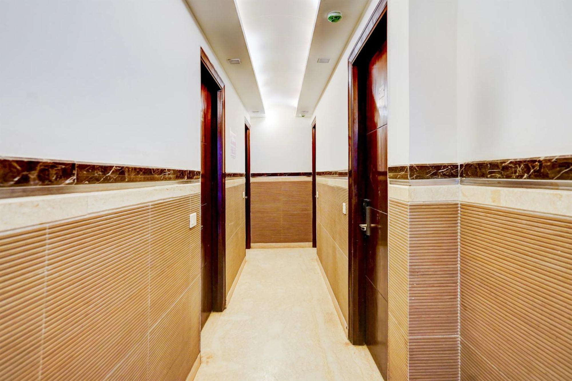 Hotel Super O Rohini Sector 24 3*