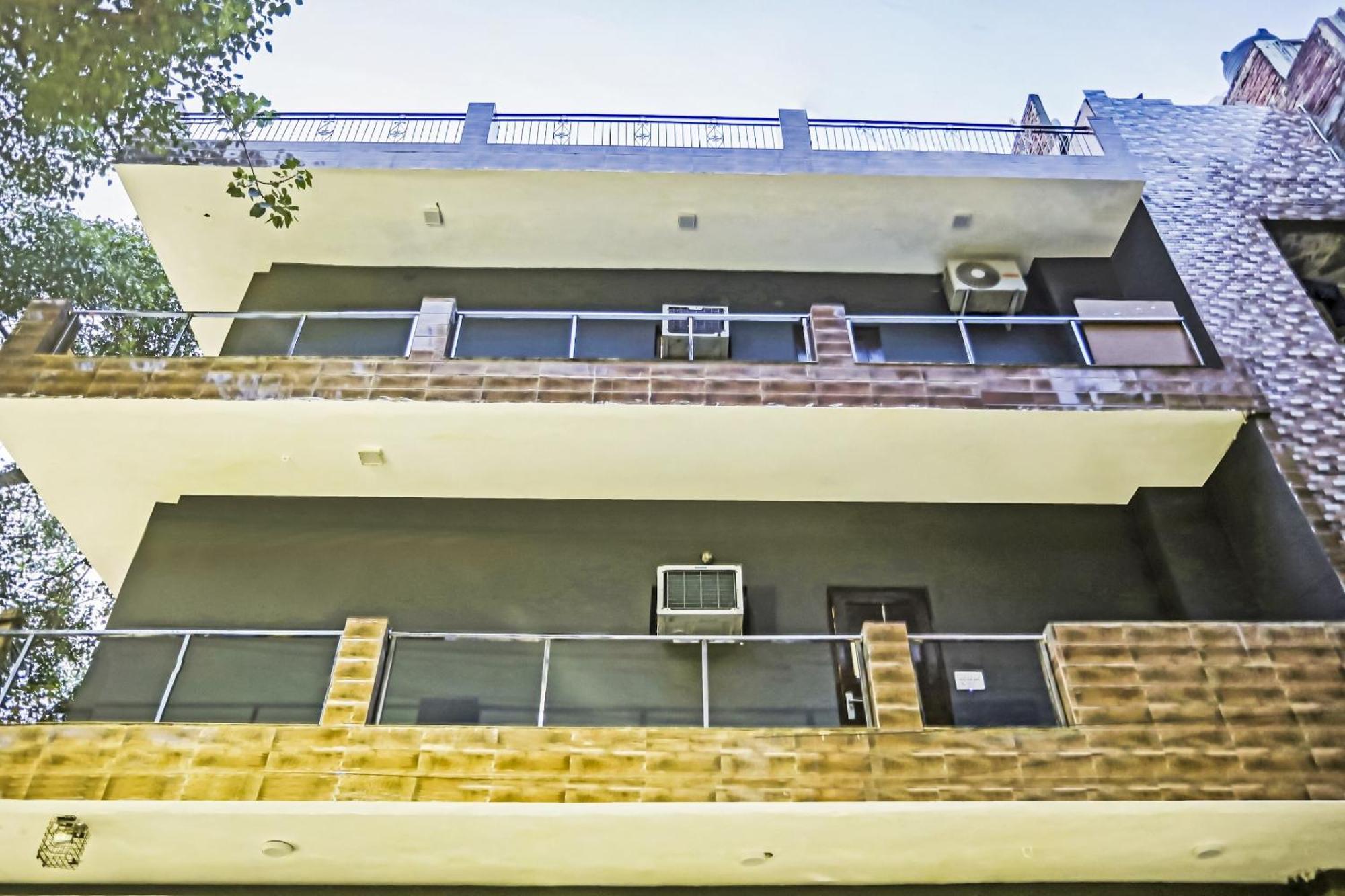 Hotel O Kashish Residency Near Model Town Metro Station