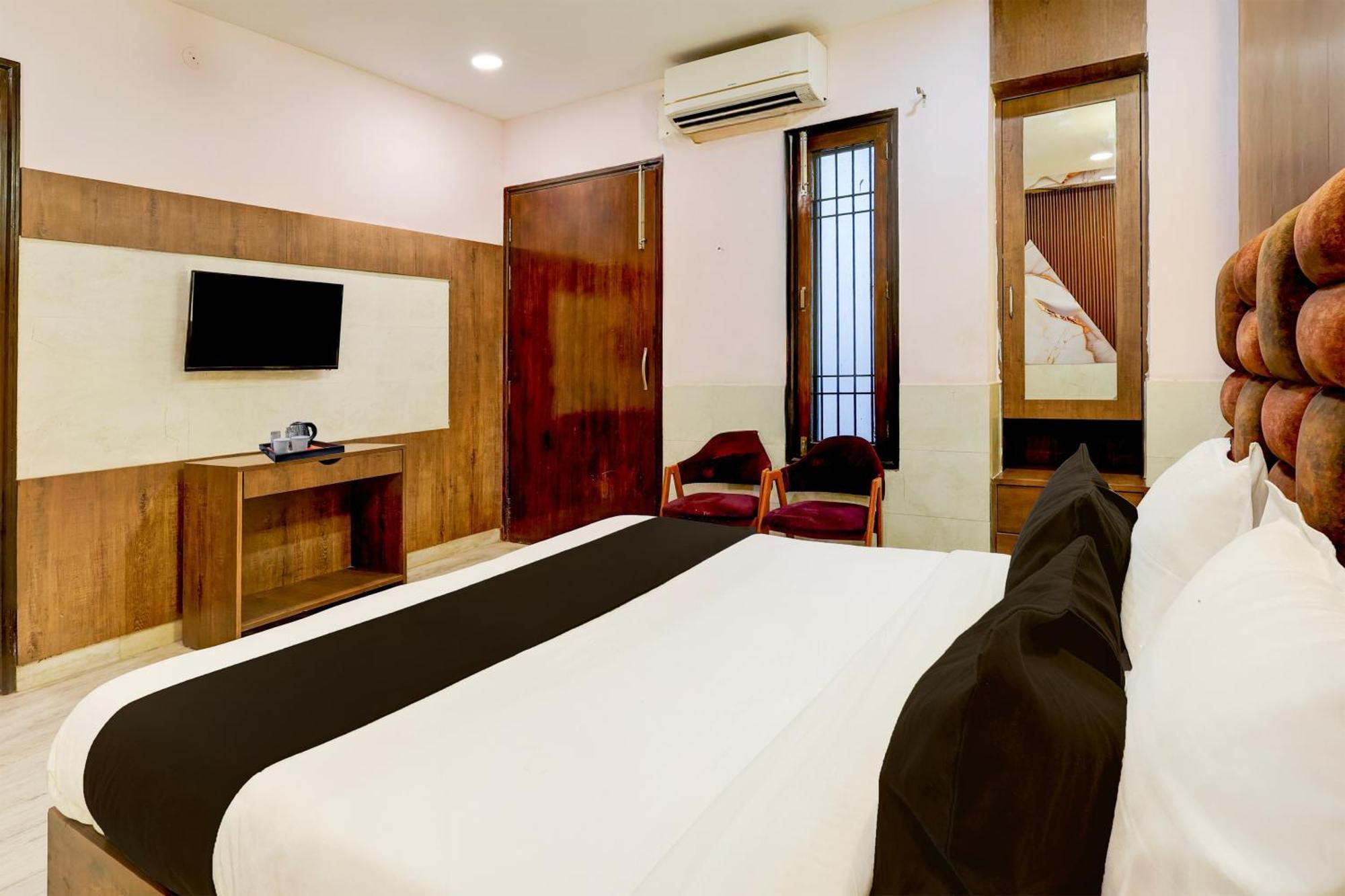 Hotel Super O Alipur
