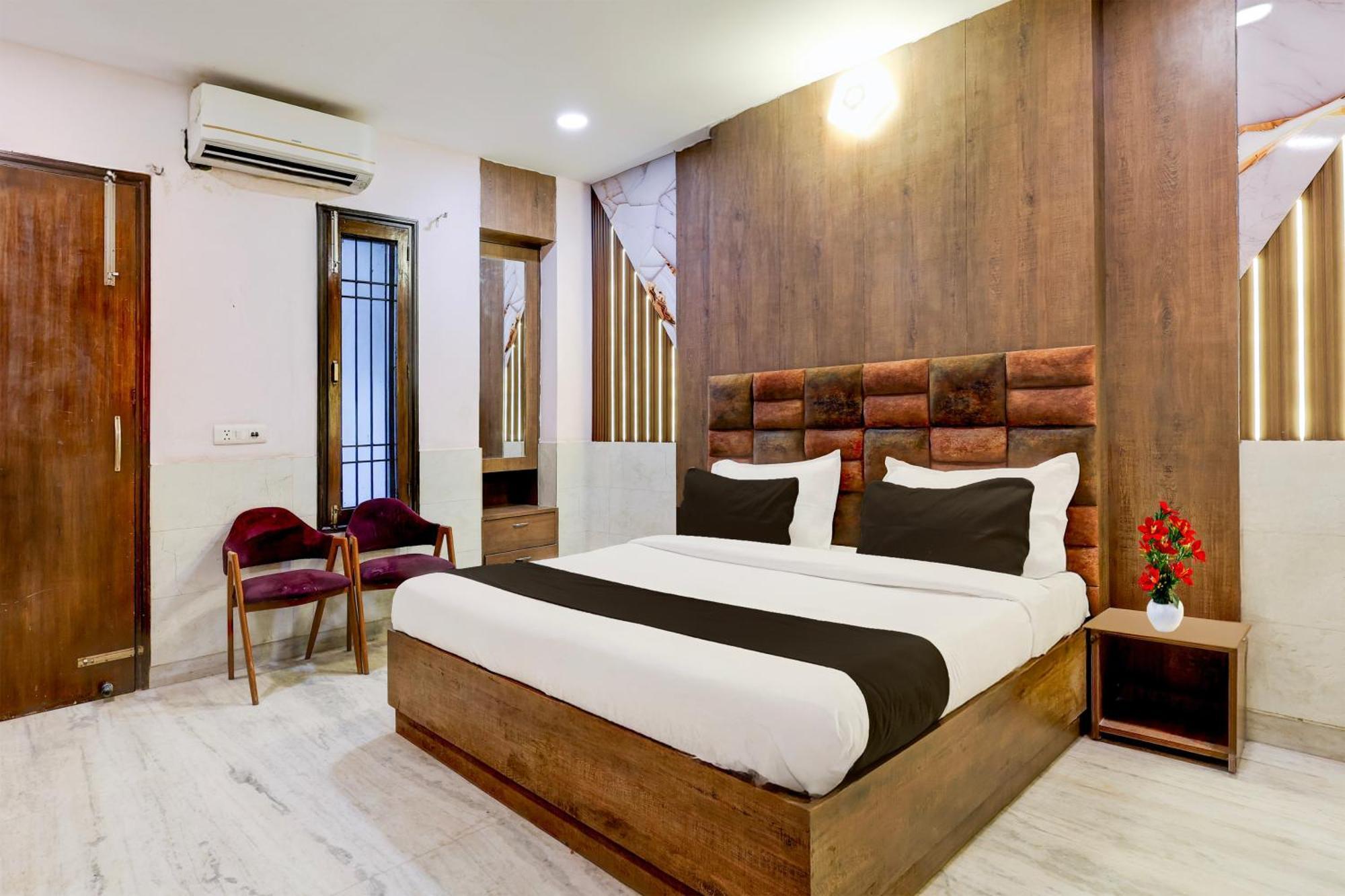 Super O Alipur Hotel Narela