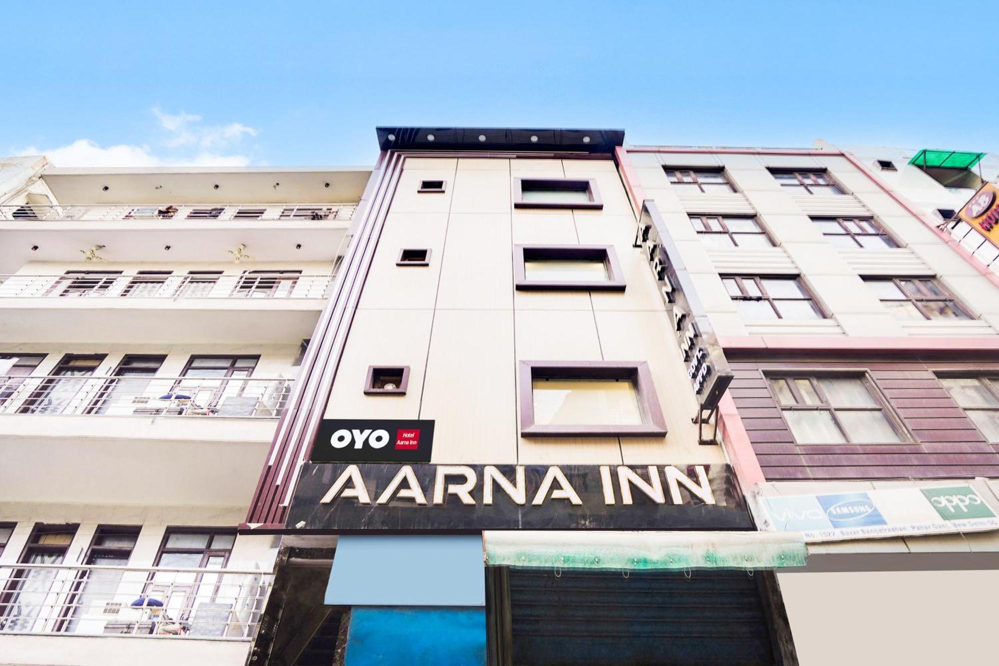 O Aarna Hotel 3*