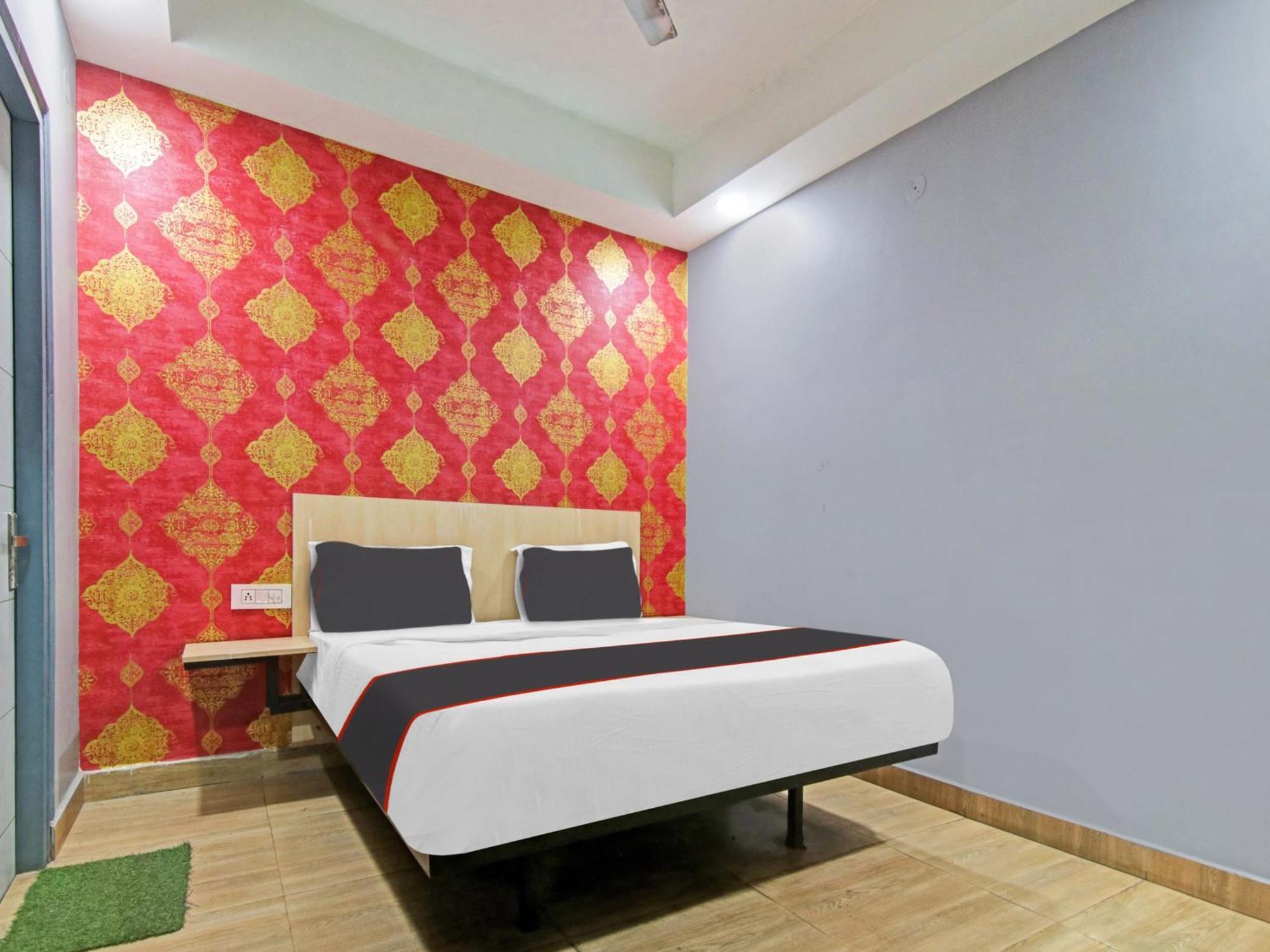 Live As Nod2558 Hotel 4*