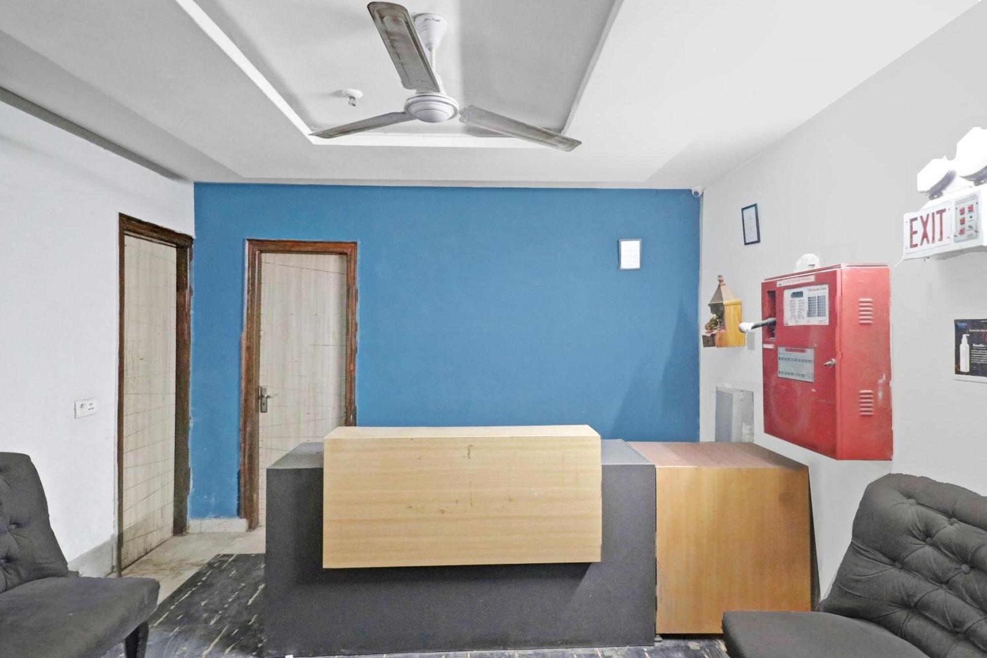 Townhouse Royal Hotel New Delhi