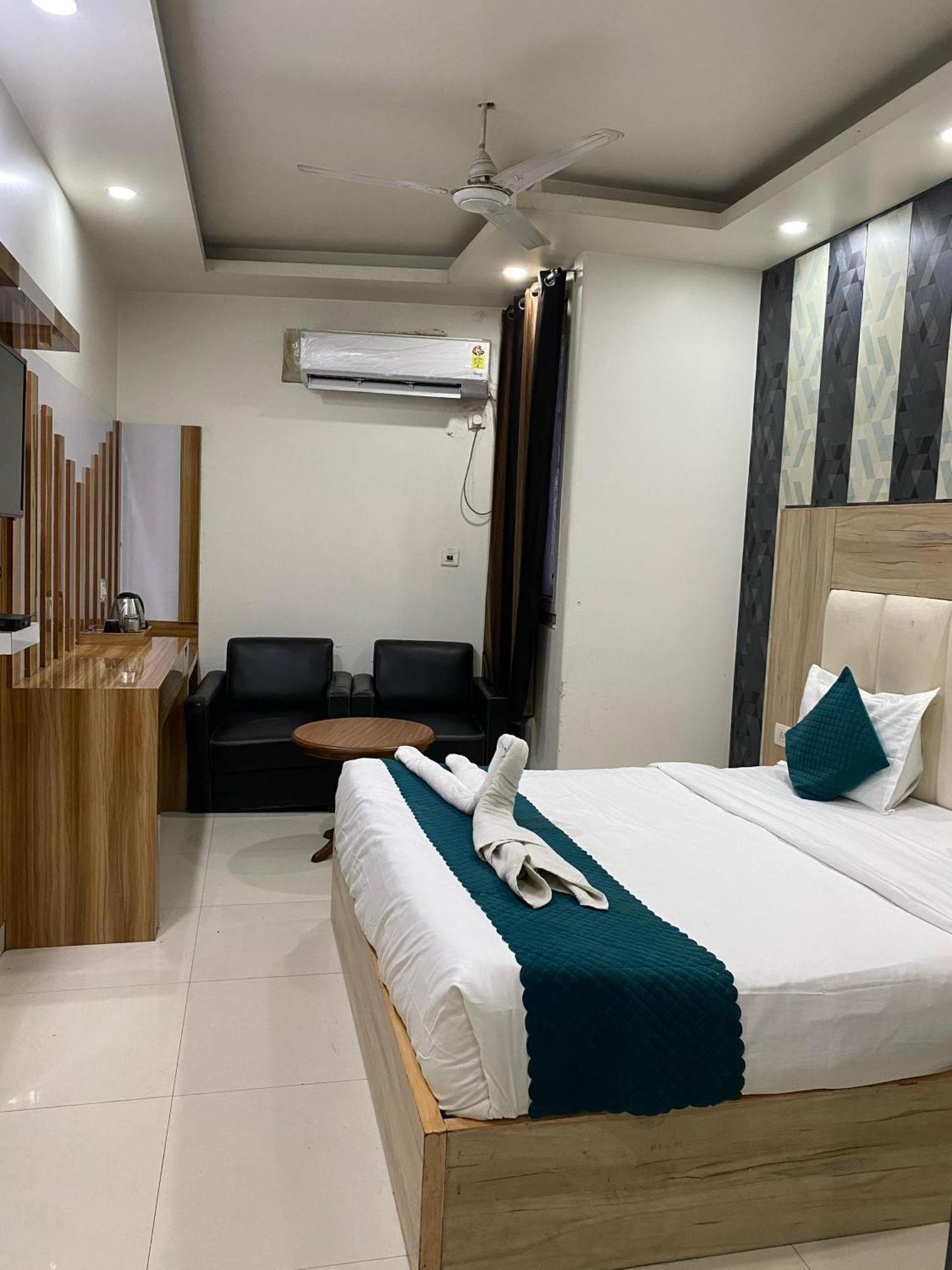 Royal Residency Igi Airport Delhi